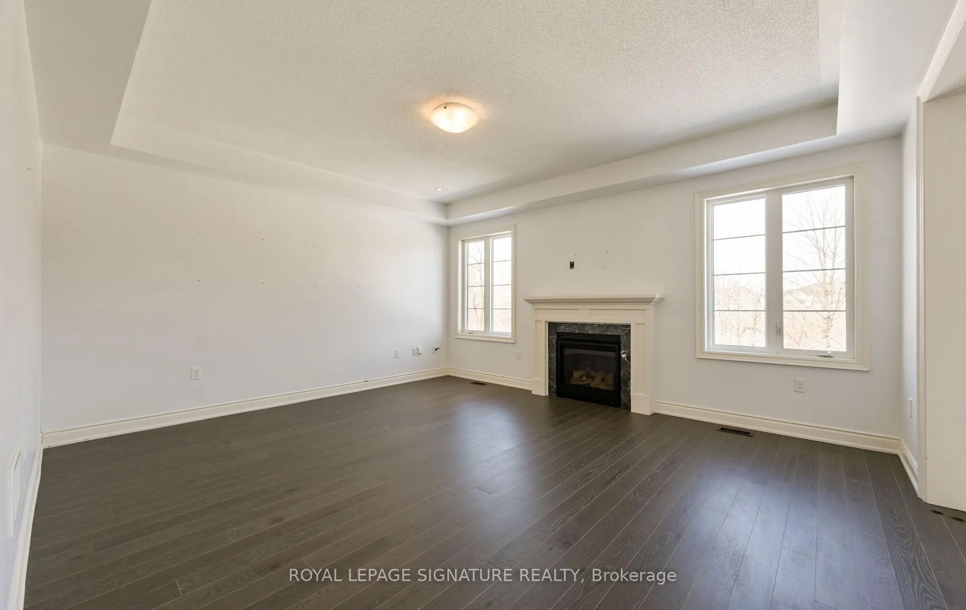 Photo 12 of 343 Humphrey Street, Hamilton, Waterdown — HOMEH