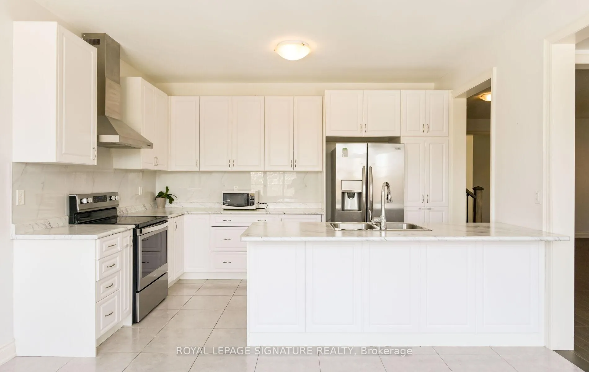 Photo 18 of 343 Humphrey Street, Hamilton, Waterdown — HOMEH