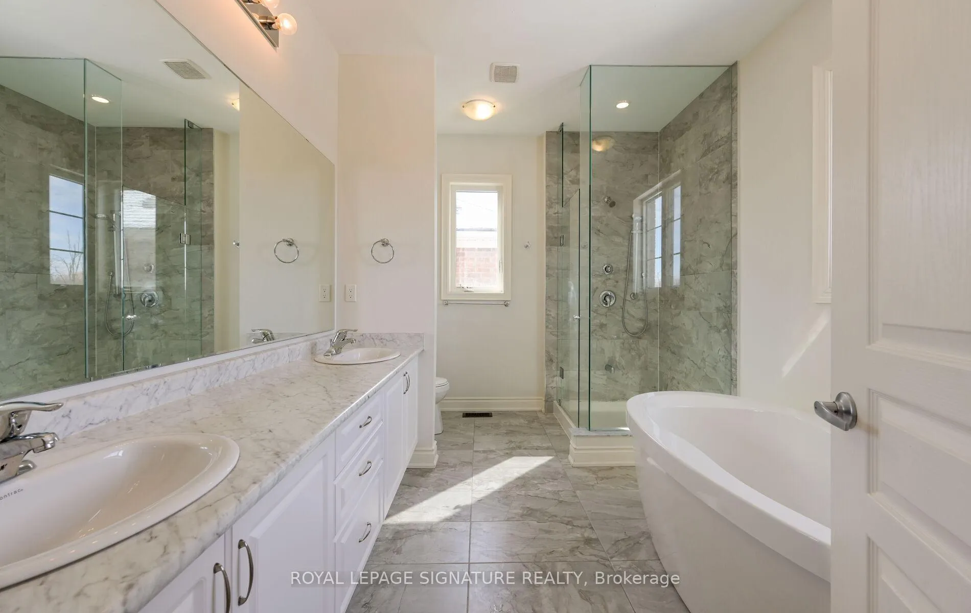 Photo 31 of 343 Humphrey Street, Hamilton, Waterdown — HOMEH