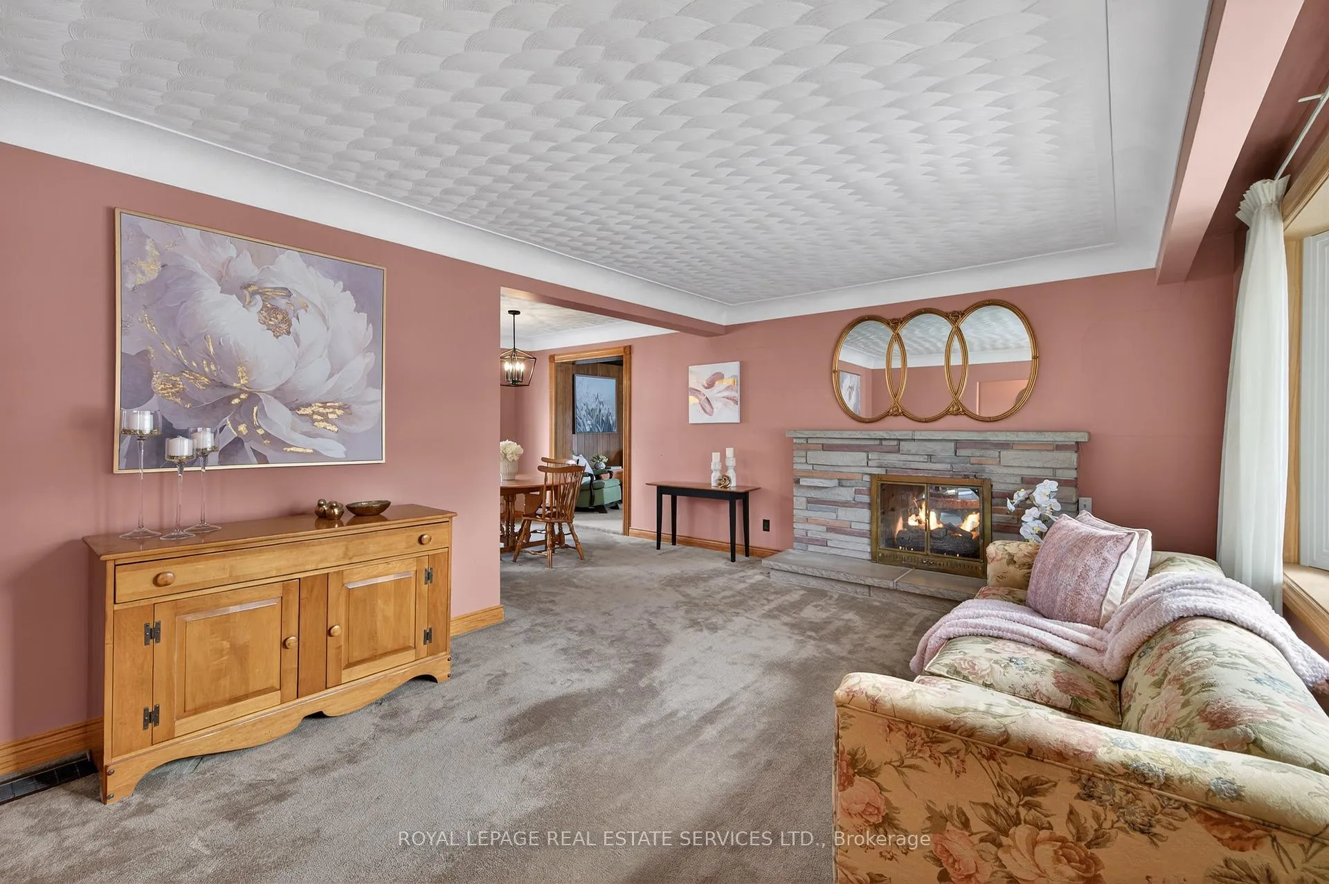 Photo 10 of 327 Strathcona Drive, Burlington, Shoreacres — HOMEH
