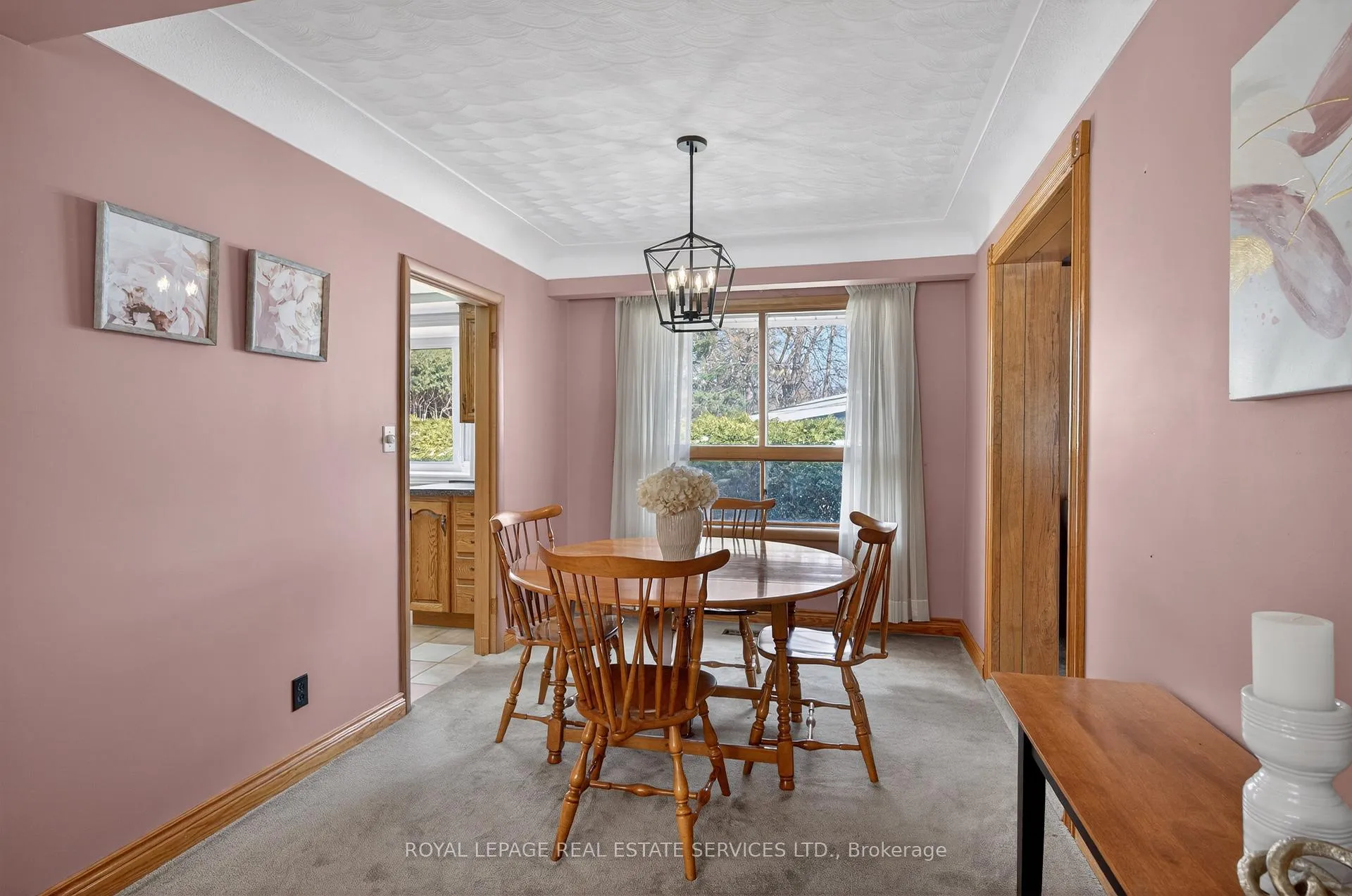 Photo 13 of 327 Strathcona Drive, Burlington, Shoreacres — HOMEH