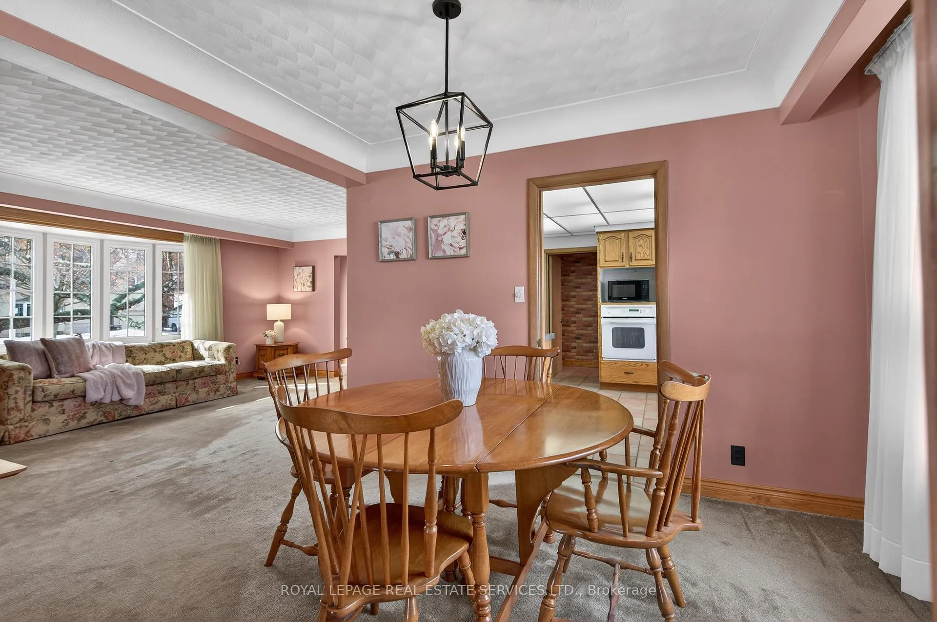 Photo 14 of 327 Strathcona Drive, Burlington, Shoreacres — HOMEH