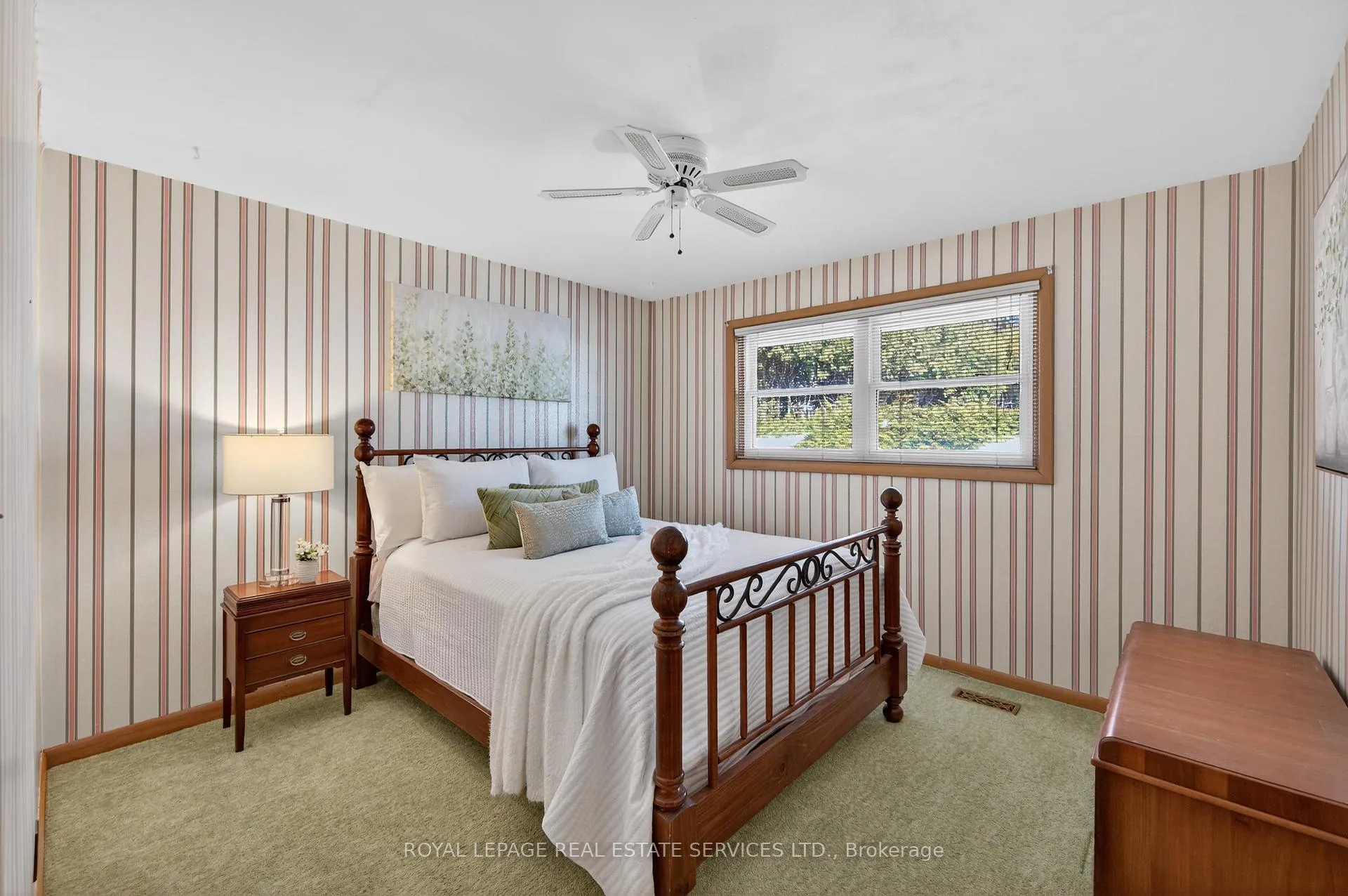 Photo 29 of 327 Strathcona Drive, Burlington, Shoreacres — HOMEH