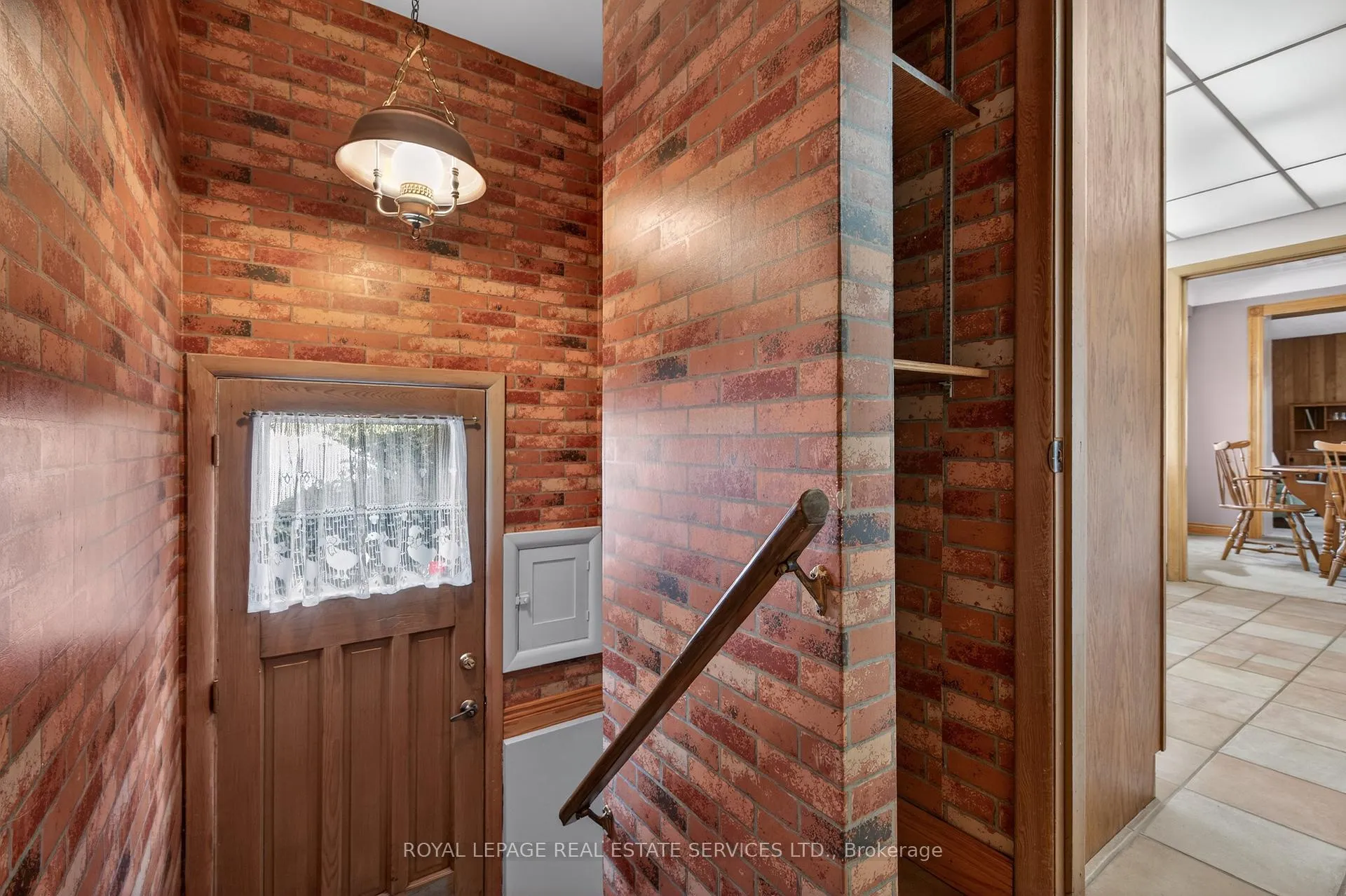Photo 36 of 327 Strathcona Drive, Burlington, Shoreacres — HOMEH