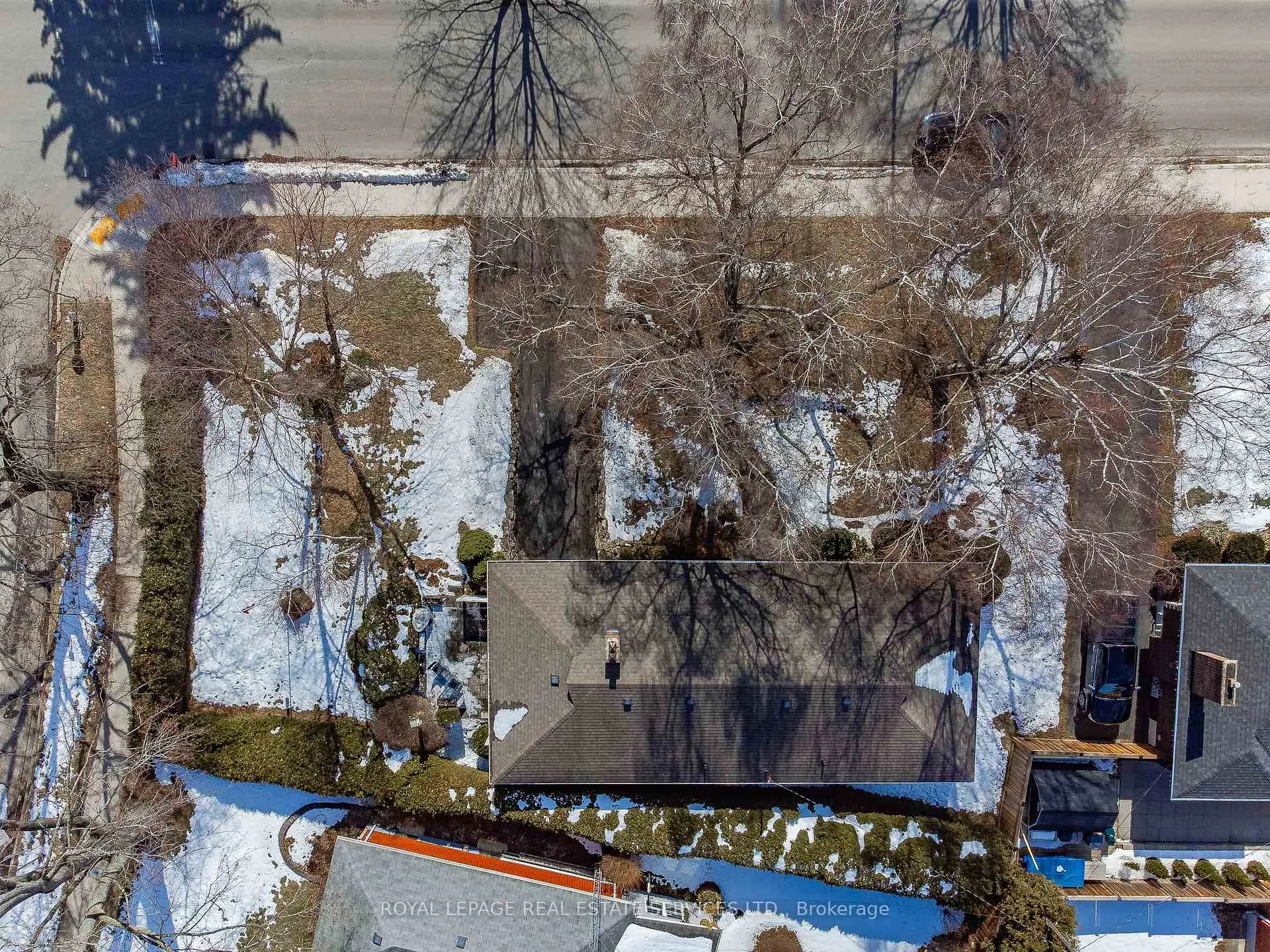 Photo 44 of 327 Strathcona Drive, Burlington, Shoreacres — HOMEH