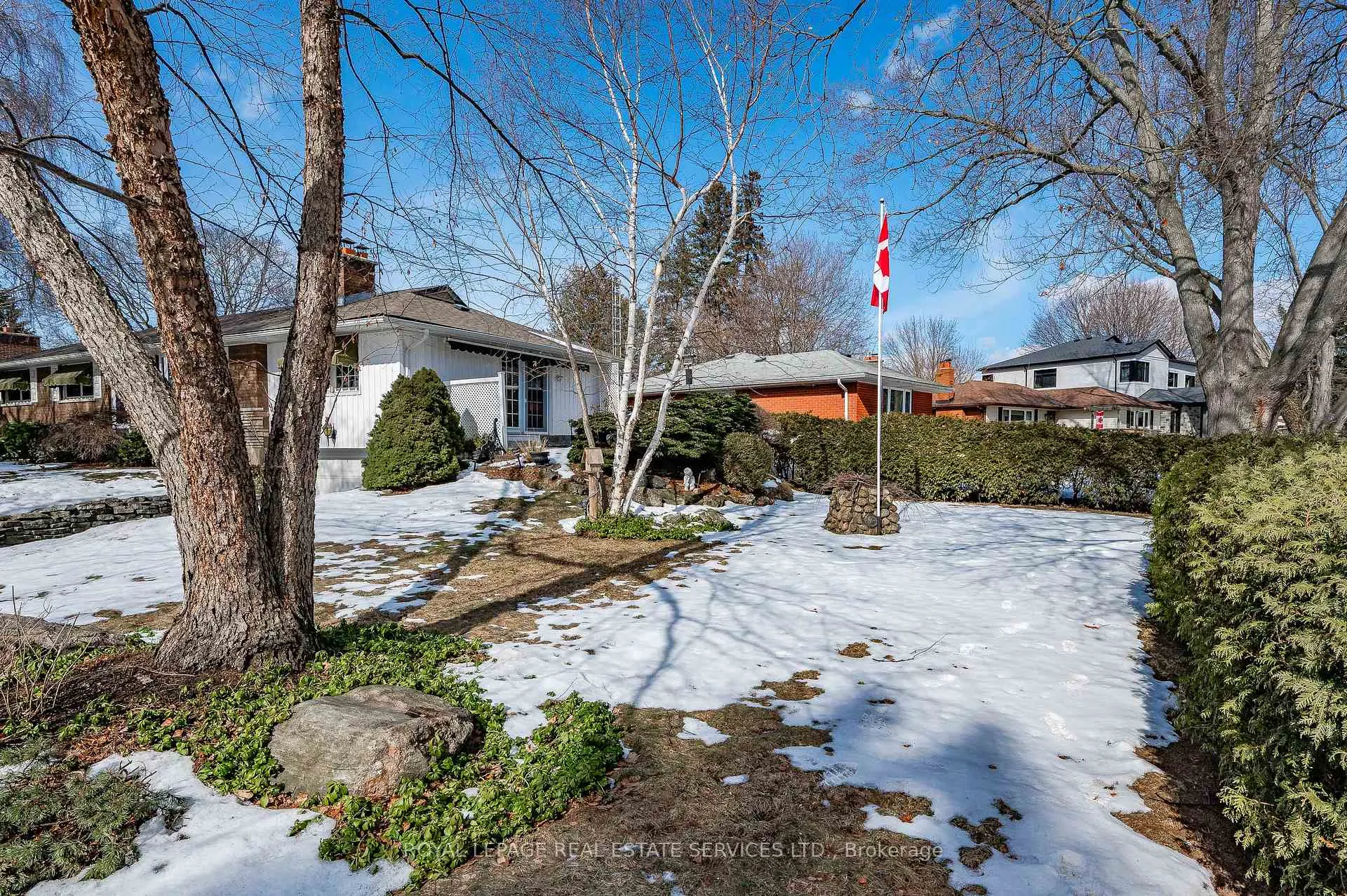 Photo 47 of 327 Strathcona Drive, Burlington, Shoreacres — HOMEH