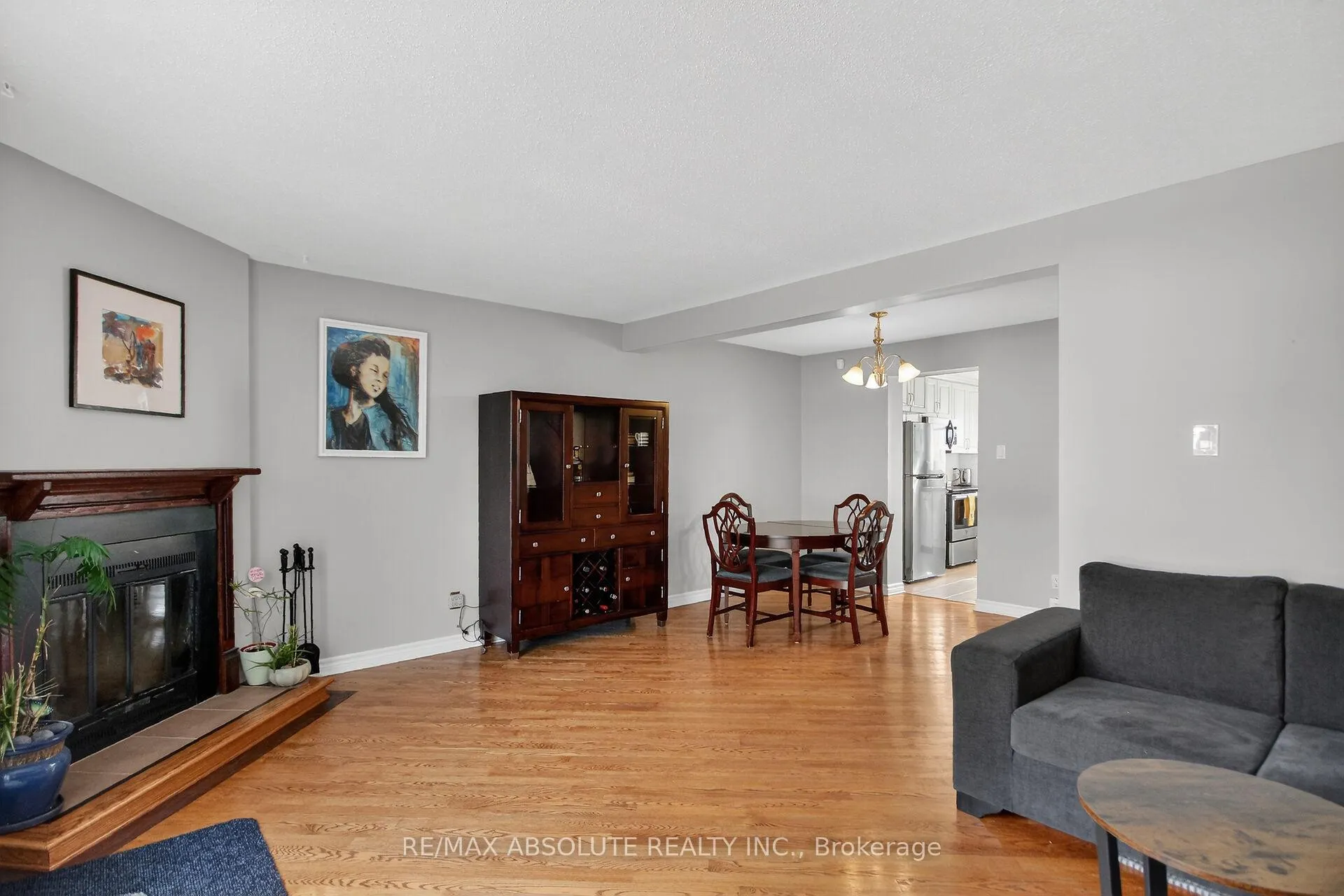 Photo 8 of 24 Whelan Drive, Ottawa, Barrhaven - Pheasant Run — HOMEH