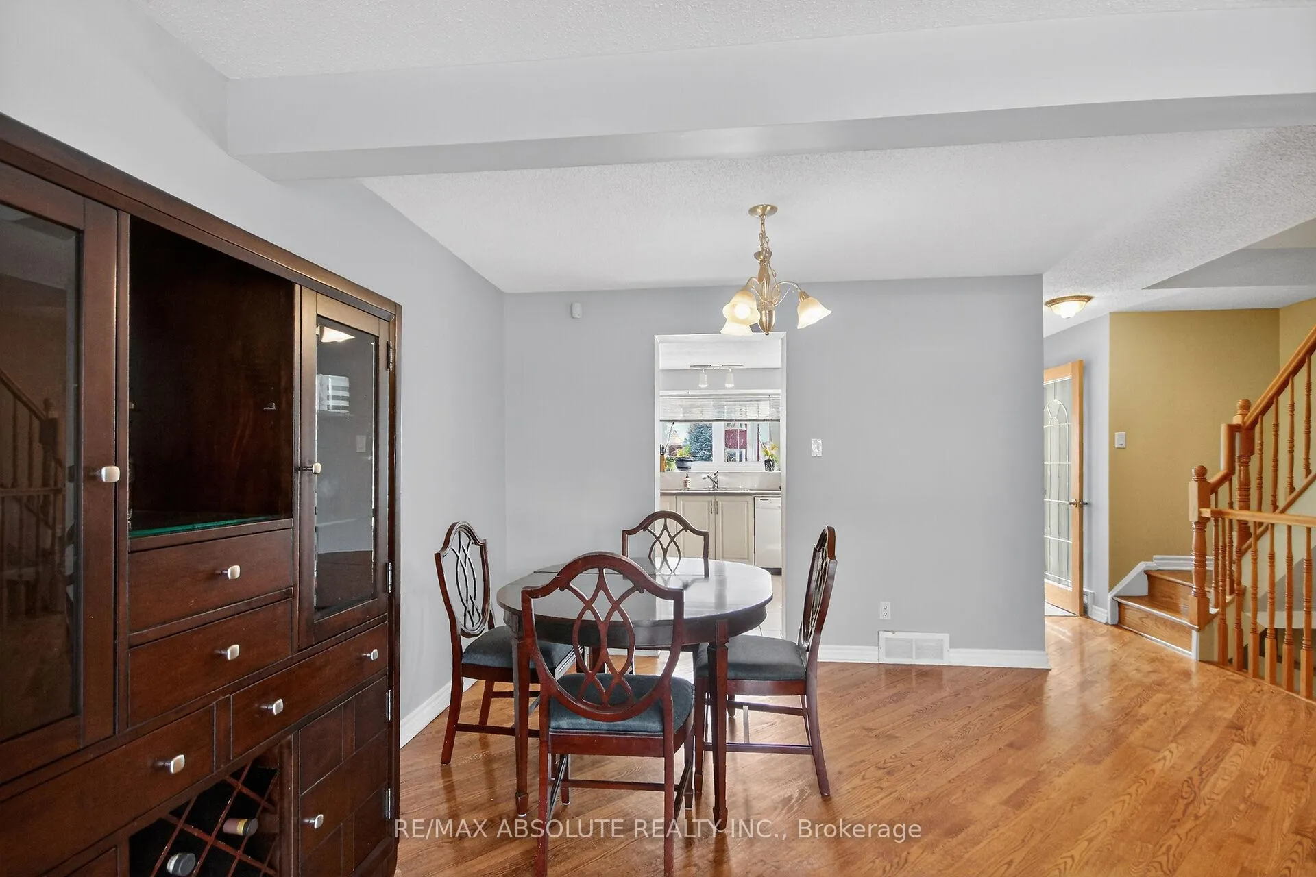 Photo 14 of 24 Whelan Drive, Ottawa, Barrhaven - Pheasant Run — HOMEH