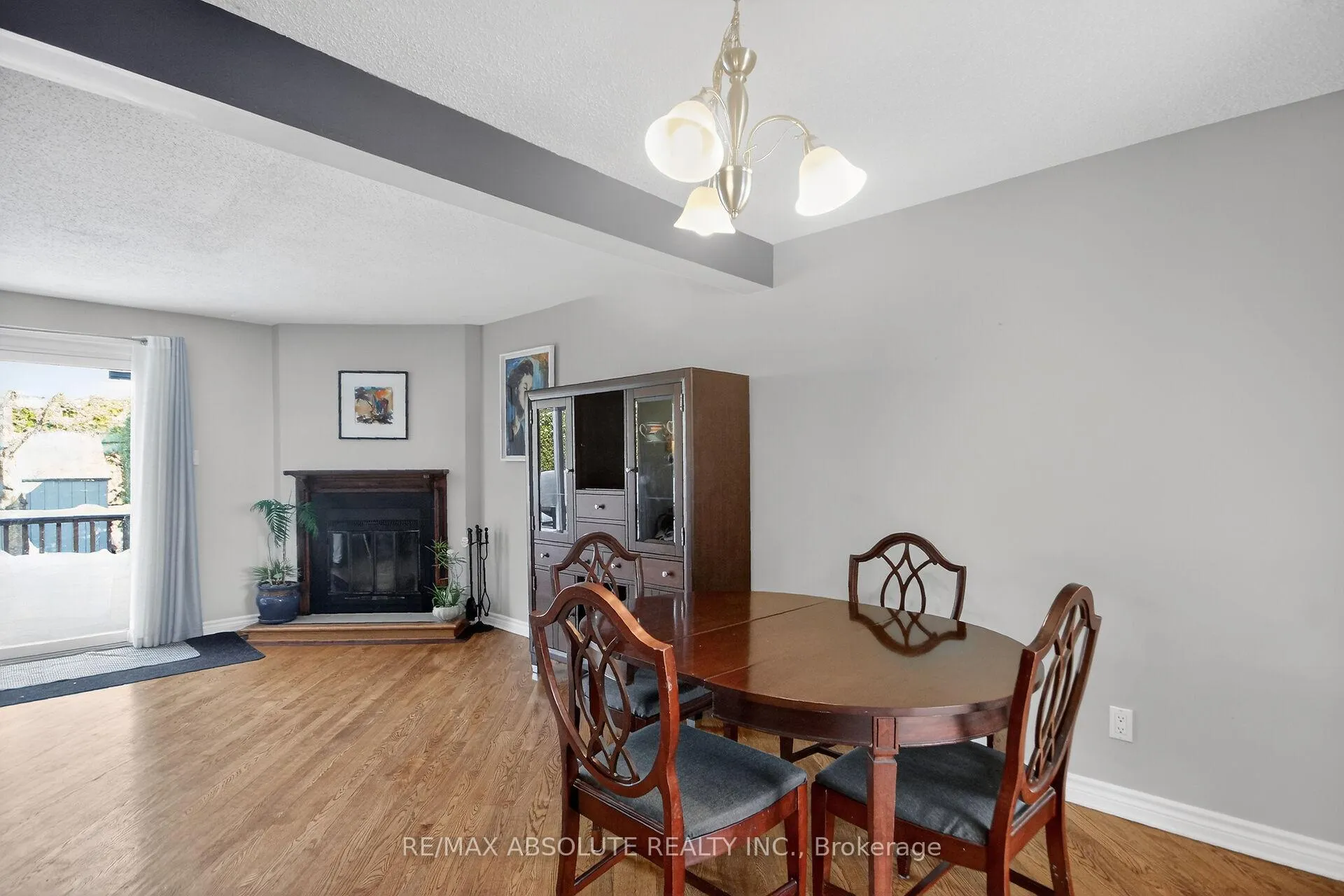 Photo 15 of 24 Whelan Drive, Ottawa, Barrhaven - Pheasant Run — HOMEH