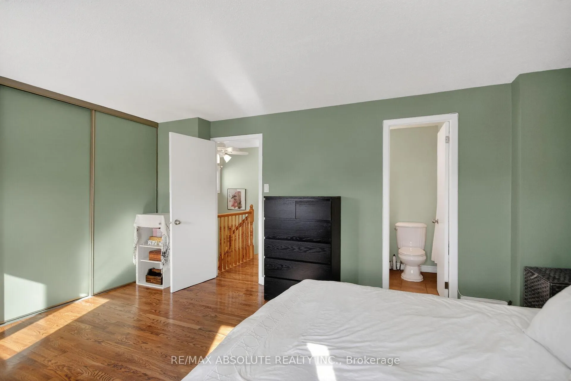 Photo 26 of 24 Whelan Drive, Ottawa, Barrhaven - Pheasant Run — HOMEH