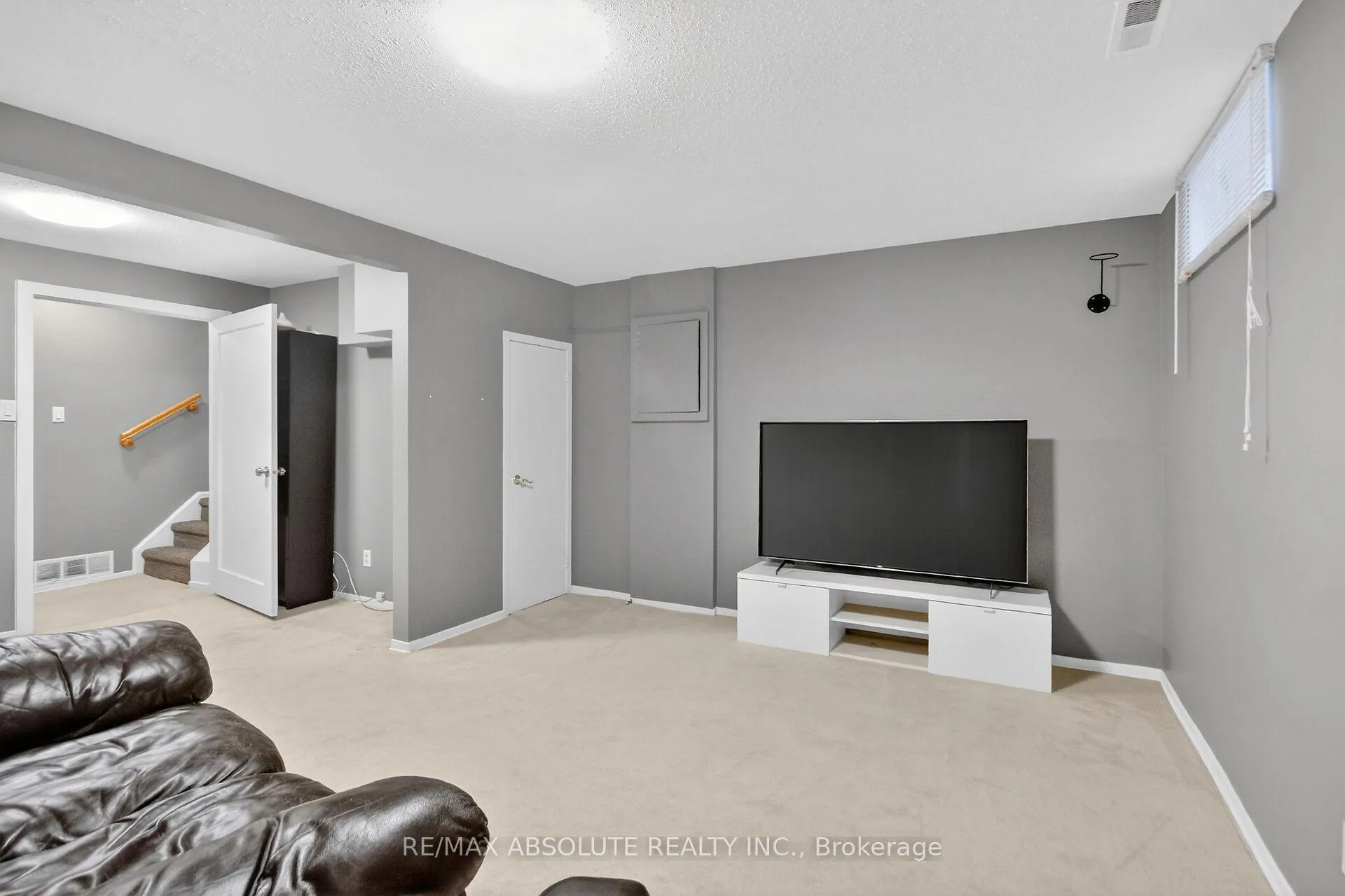 Photo 33 of 24 Whelan Drive, Ottawa, Barrhaven - Pheasant Run — HOMEH