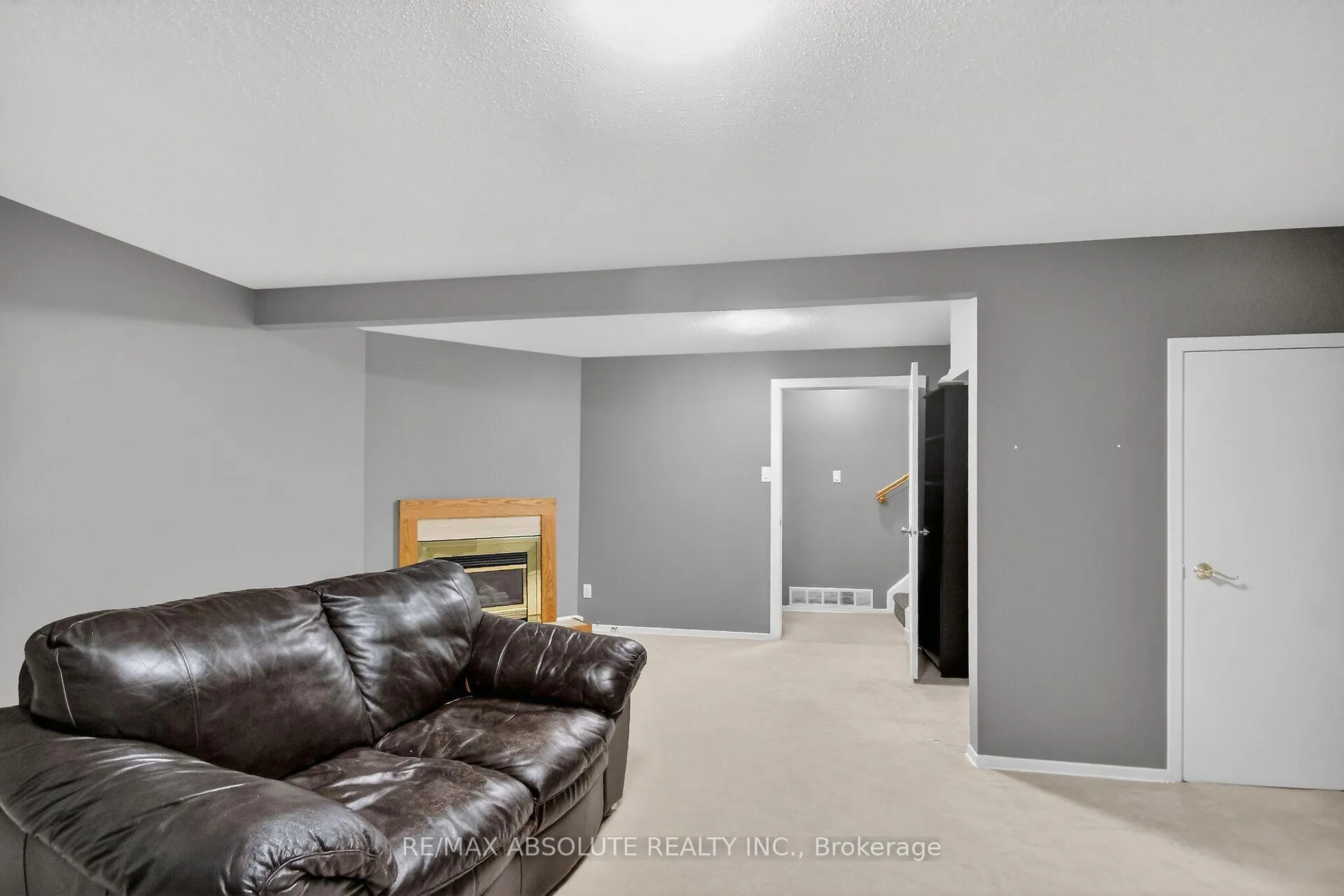 Photo 34 of 24 Whelan Drive, Ottawa, Barrhaven - Pheasant Run — HOMEH