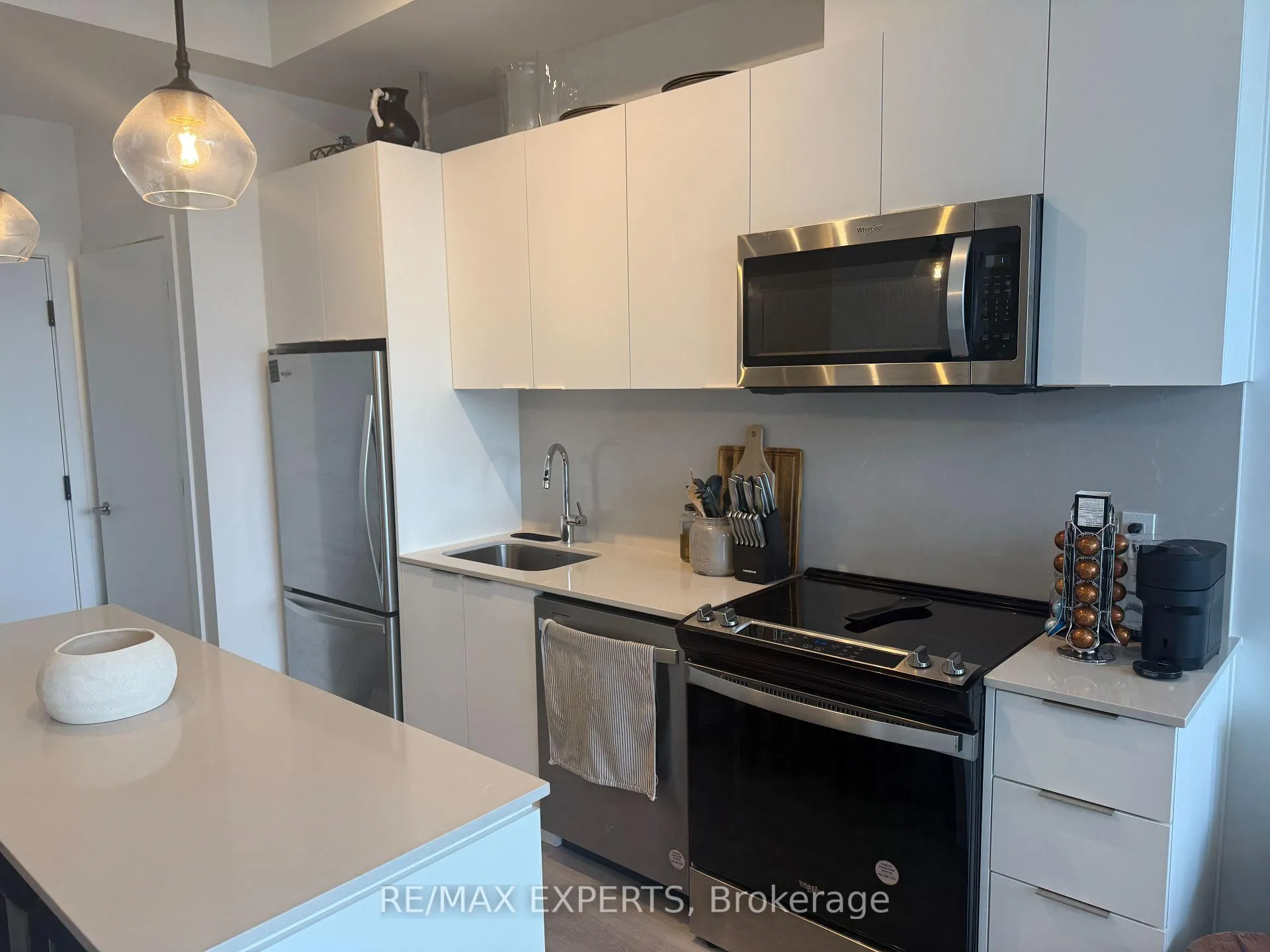 Photo 3 of Unit 806, 760 Whitlock Avenue, Milton, Cobban — HOMEH
