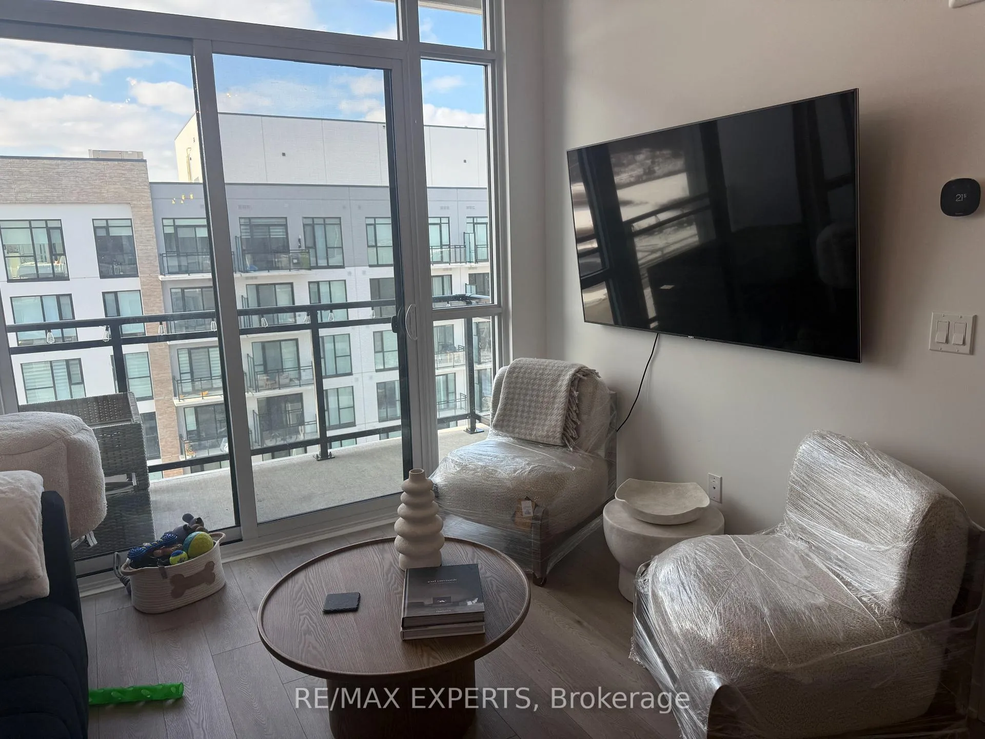 Photo 7 of Unit 806, 760 Whitlock Avenue, Milton, Cobban — HOMEH