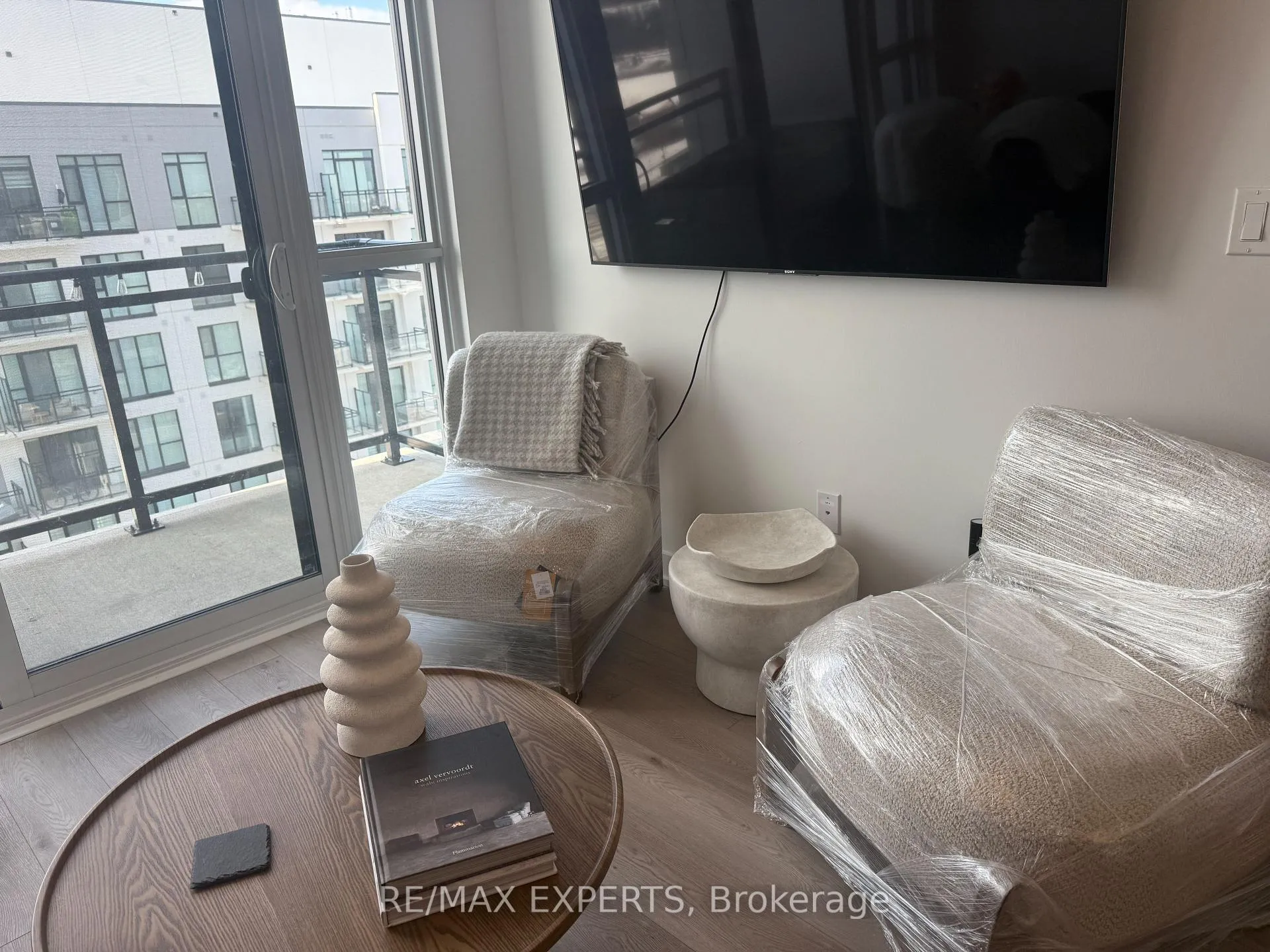 Photo 8 of Unit 806, 760 Whitlock Avenue, Milton, Cobban — HOMEH