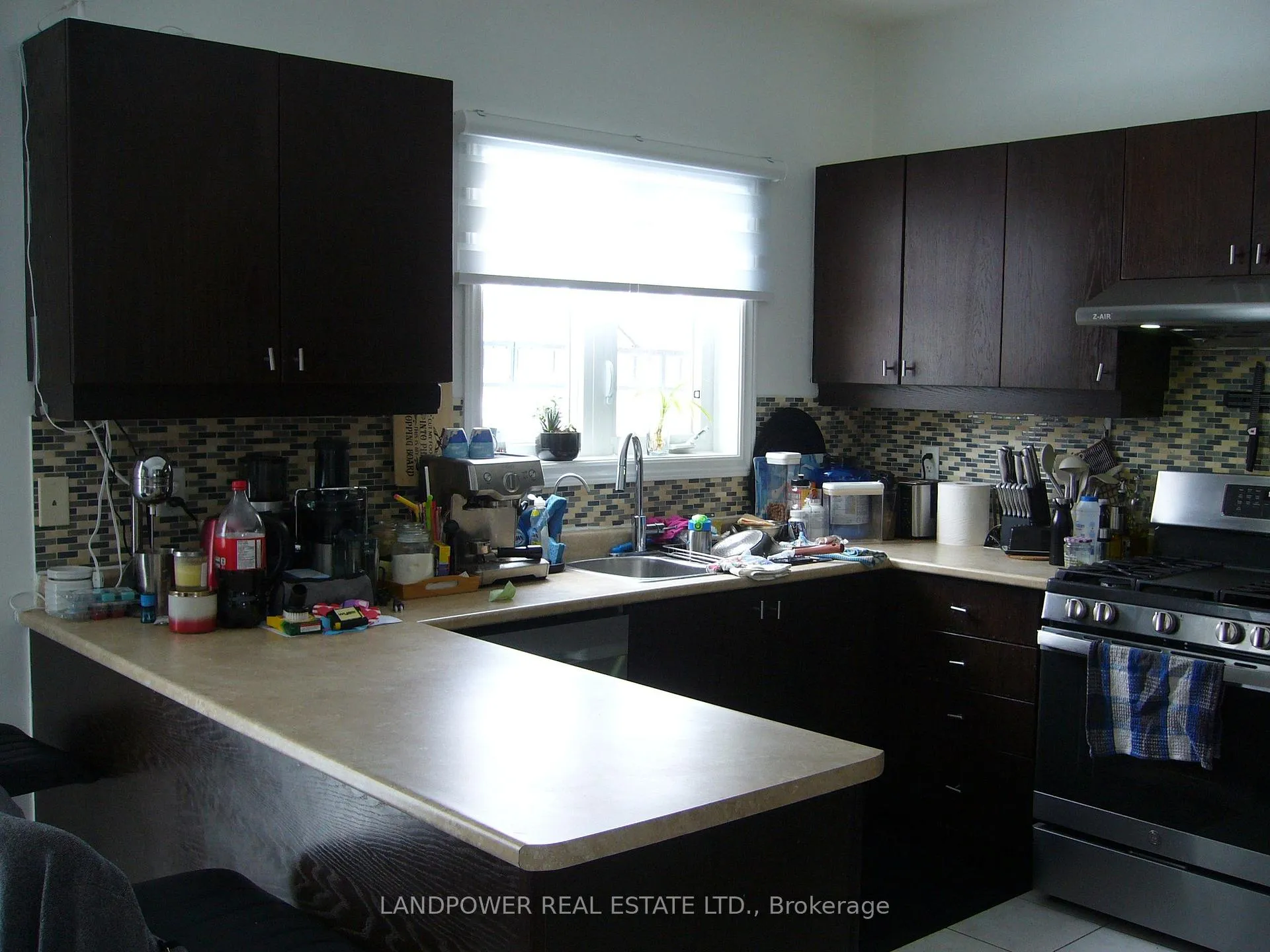 Photo 4 of 24 Hammersly Boulevard, Markham, Wismer — HOMEH