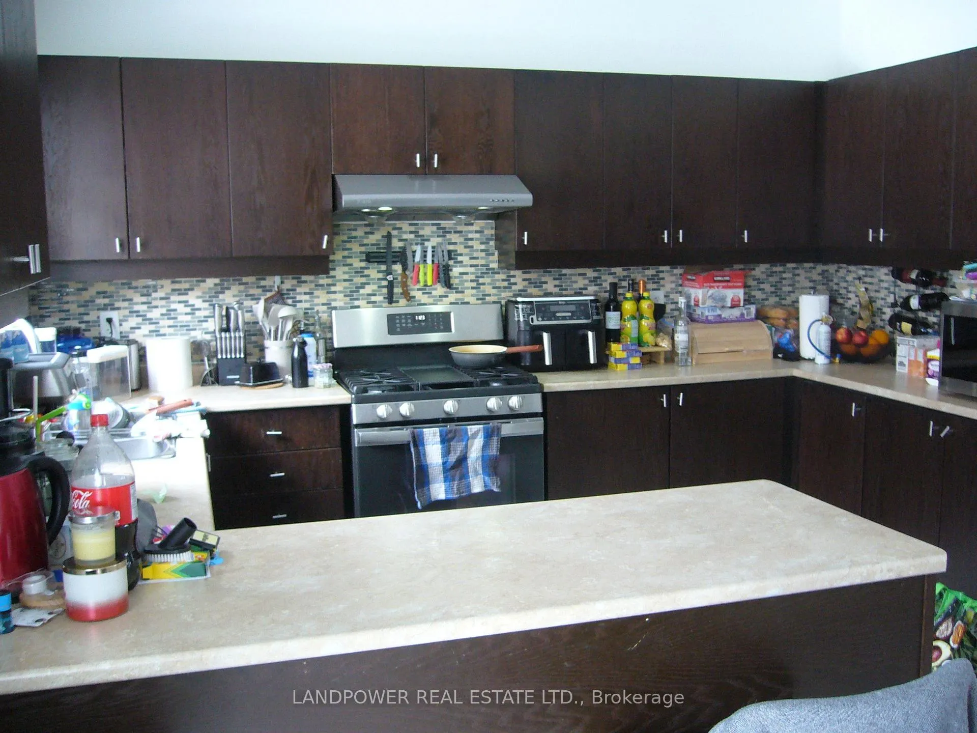 Photo 5 of 24 Hammersly Boulevard, Markham, Wismer — HOMEH
