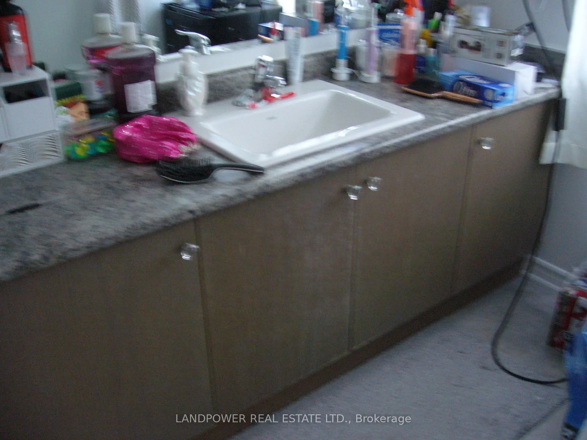Photo 12 of 24 Hammersly Boulevard, Markham, Wismer — HOMEH