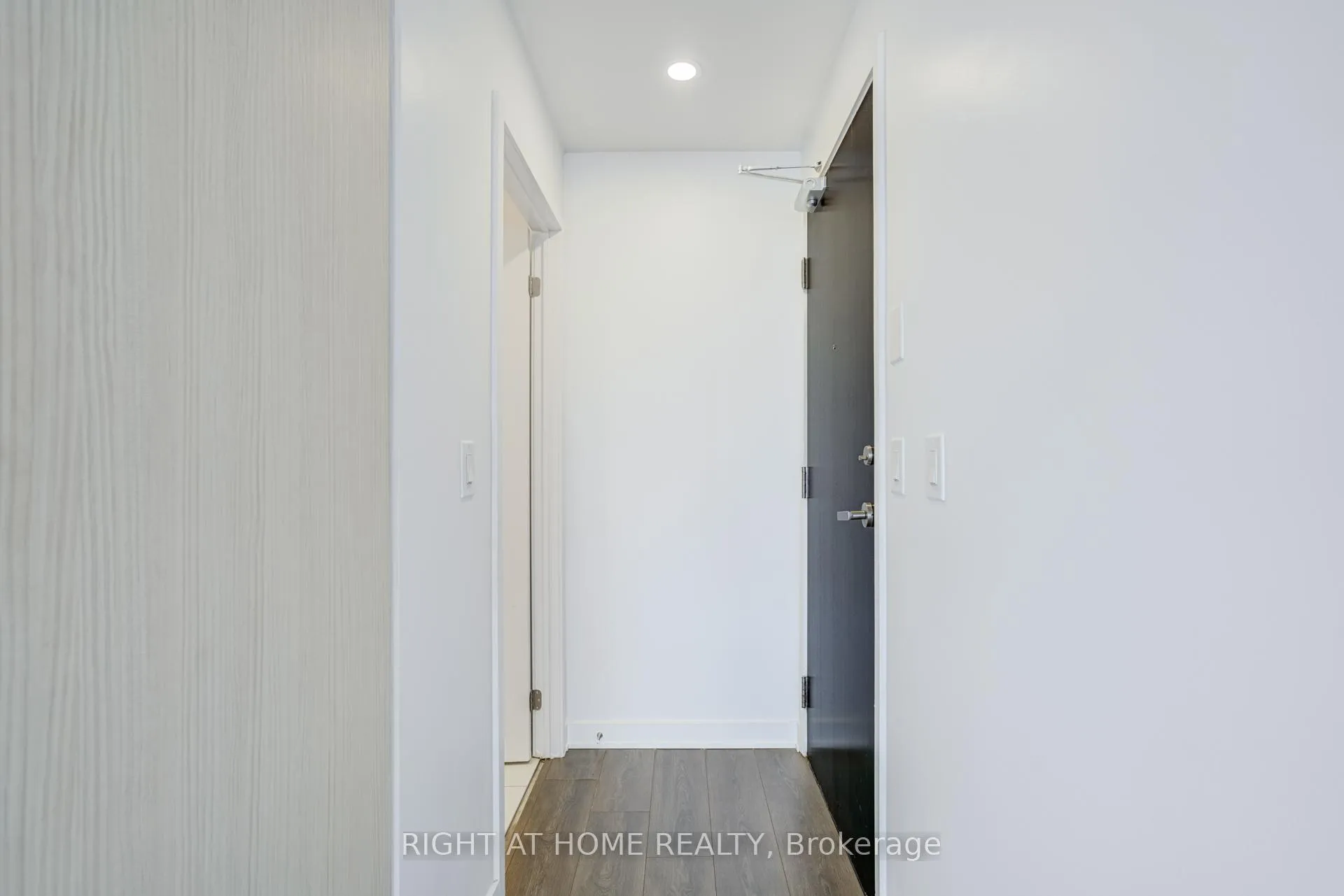 Photo 4 of Unit 2213, 55 Regent Park Boulevard, Toronto, Regent Park — HOMEH