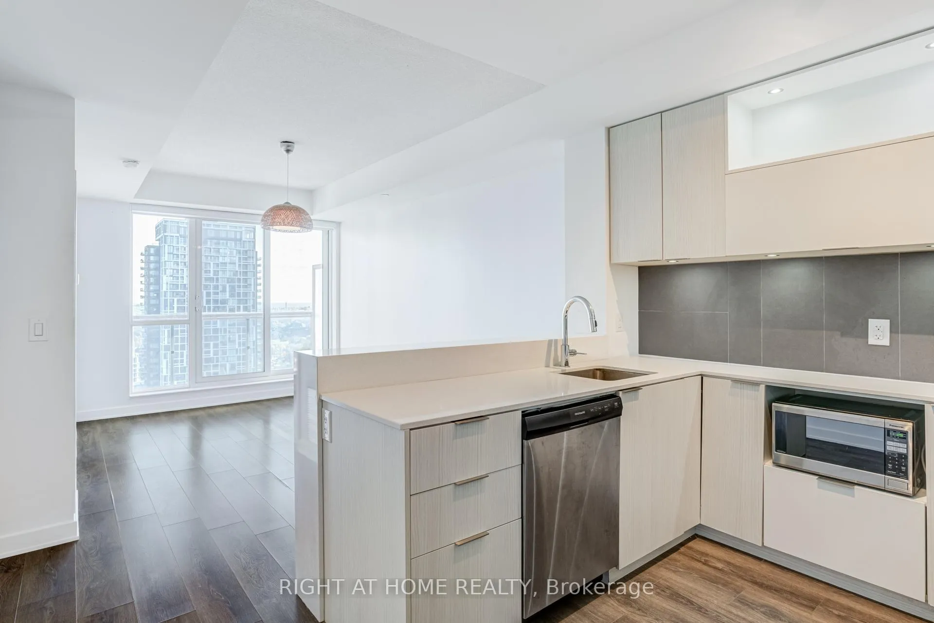 Photo 8 of Unit 2213, 55 Regent Park Boulevard, Toronto, Regent Park — HOMEH