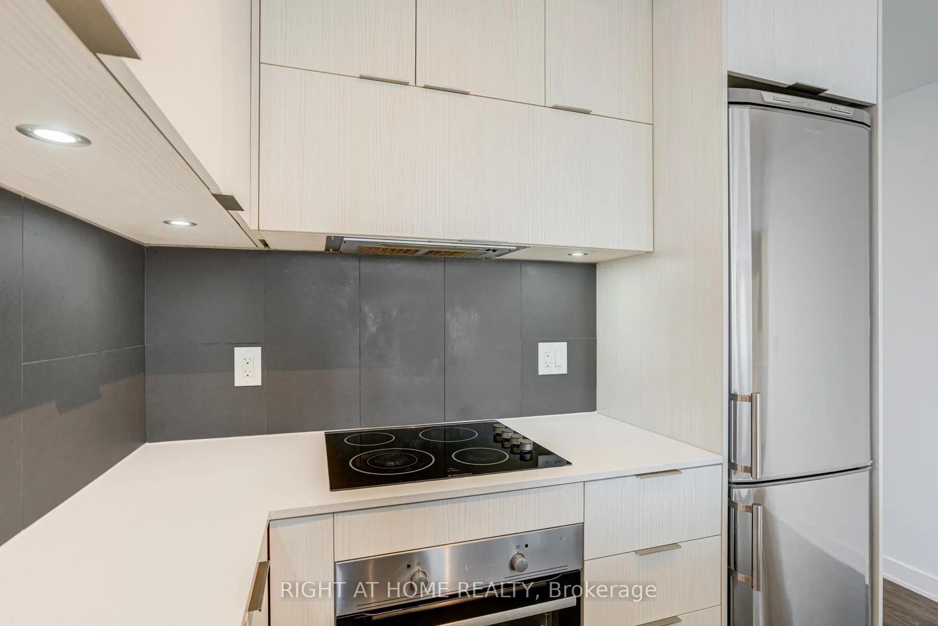 Photo 17 of Unit 2213, 55 Regent Park Boulevard, Toronto, Regent Park — HOMEH
