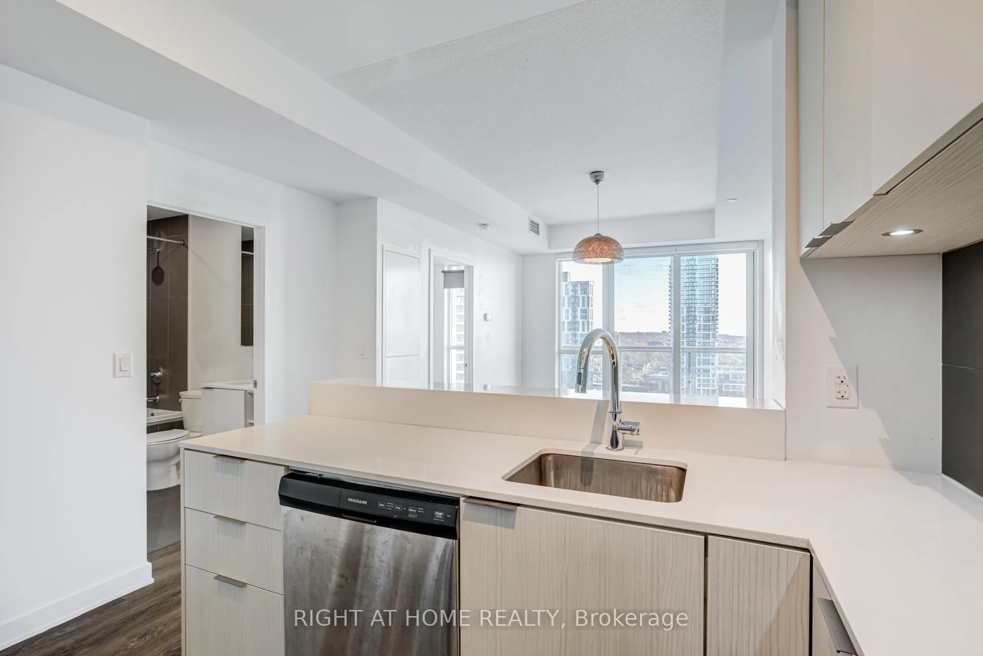 Photo 18 of Unit 2213, 55 Regent Park Boulevard, Toronto, Regent Park — HOMEH