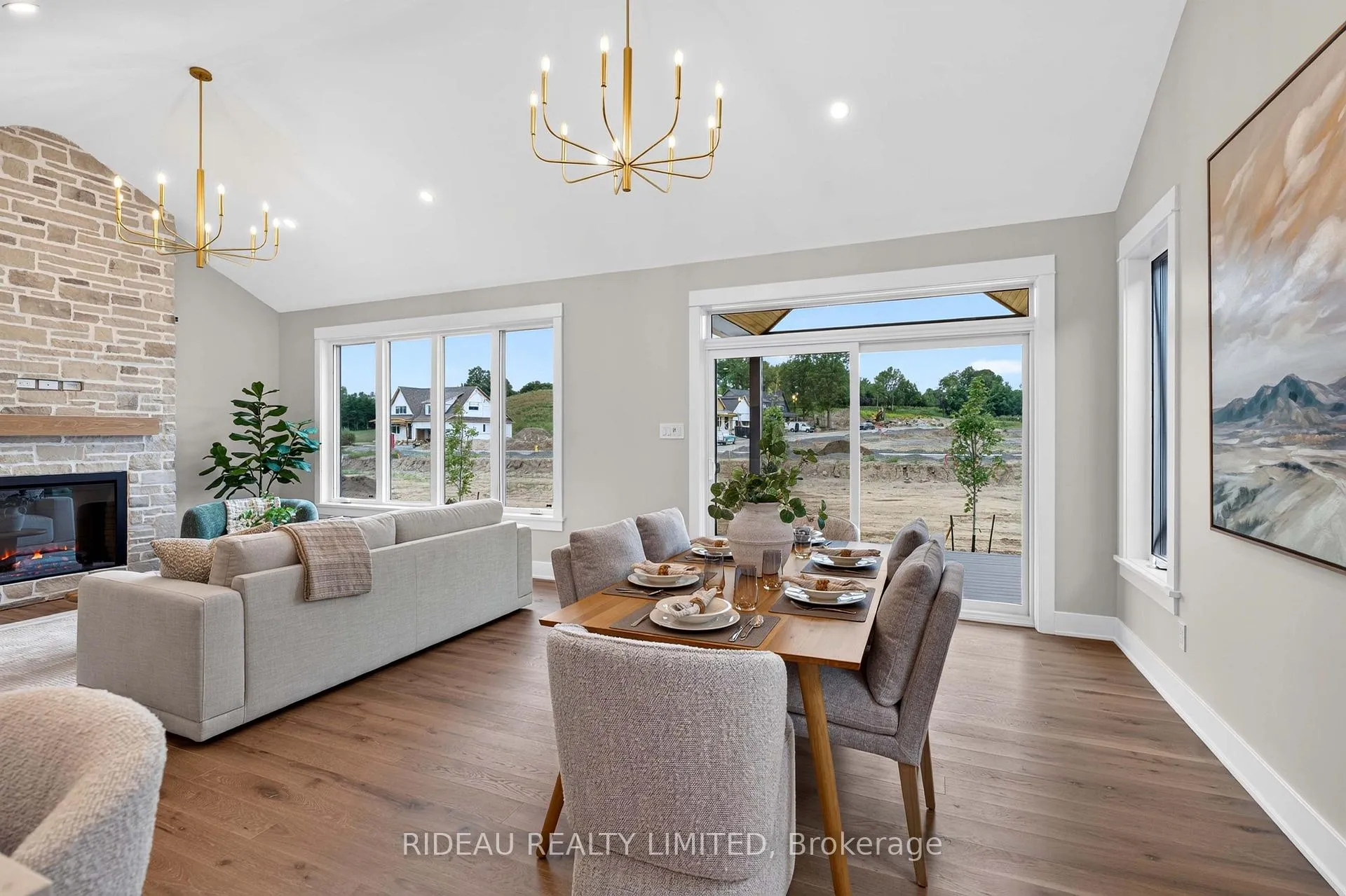 Photo 16 of 126 Hearthside Drive, Westport — HOMEH