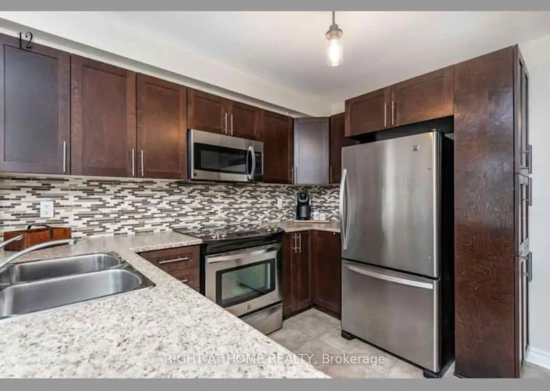 Photo 3 of Unit 26, 2370 Esprit Drive, Ottawa, Avalon East — HOMEH