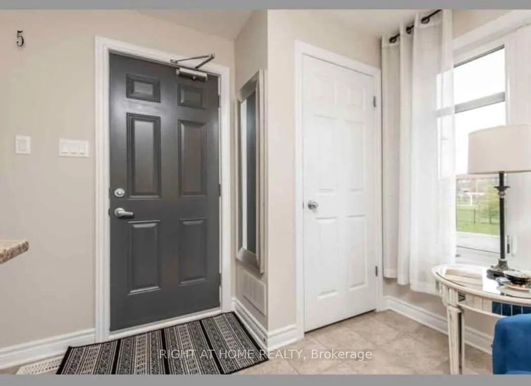Photo 4 of Unit 26, 2370 Esprit Drive, Ottawa, Avalon East — HOMEH