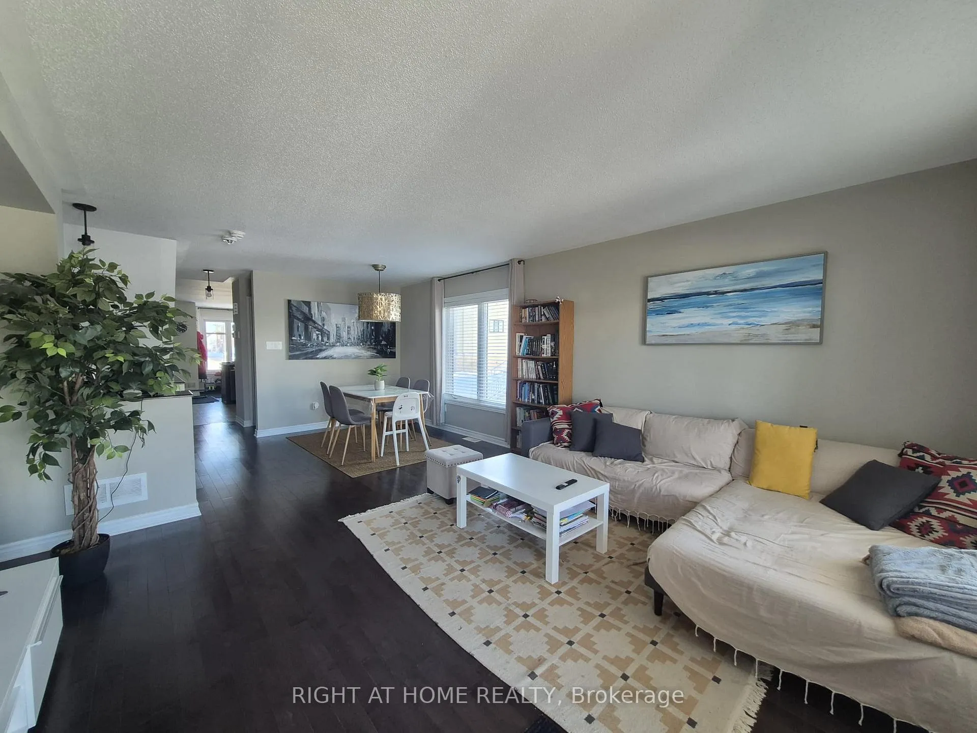 Photo 9 of Unit 26, 2370 Esprit Drive, Ottawa, Avalon East — HOMEH