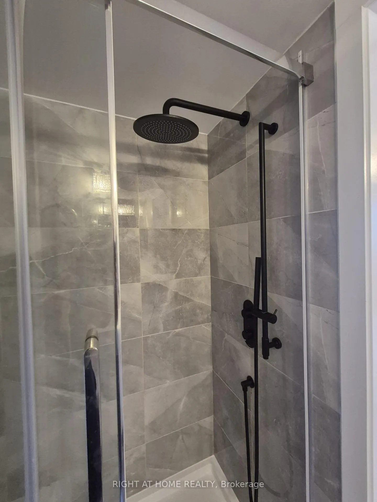 Photo 14 of Unit 26, 2370 Esprit Drive, Ottawa, Avalon East — HOMEH
