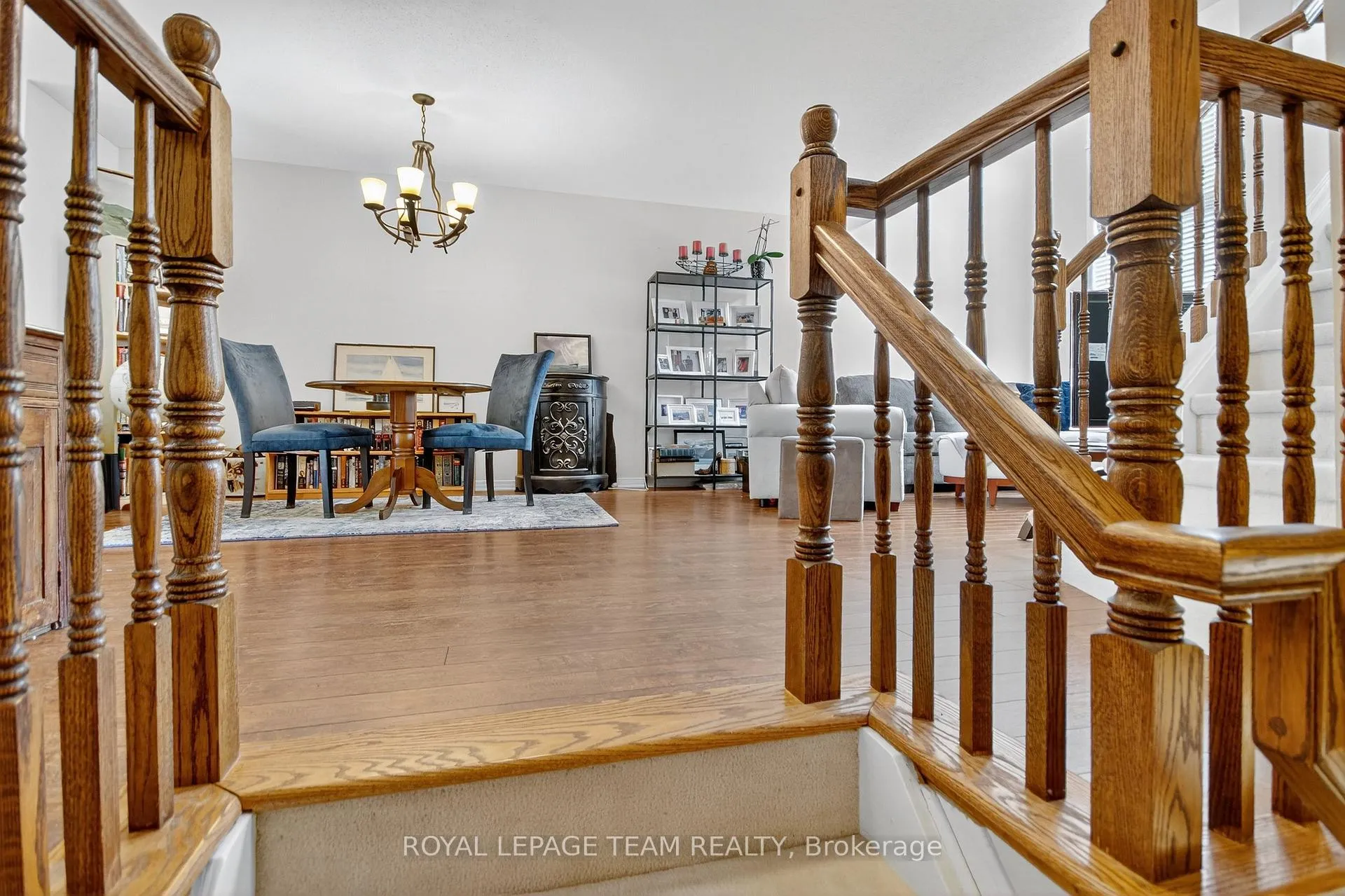 Photo 3 of 145 Wharhol Private, Ottawa, Westcliffe Estates — HOMEH