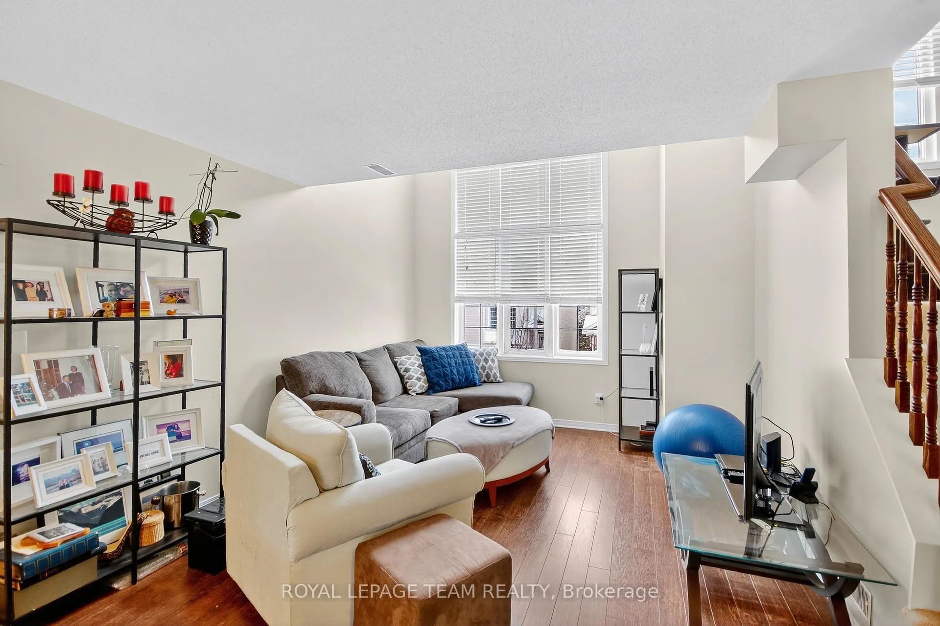 Photo 5 of 145 Wharhol Private, Ottawa, Westcliffe Estates — HOMEH