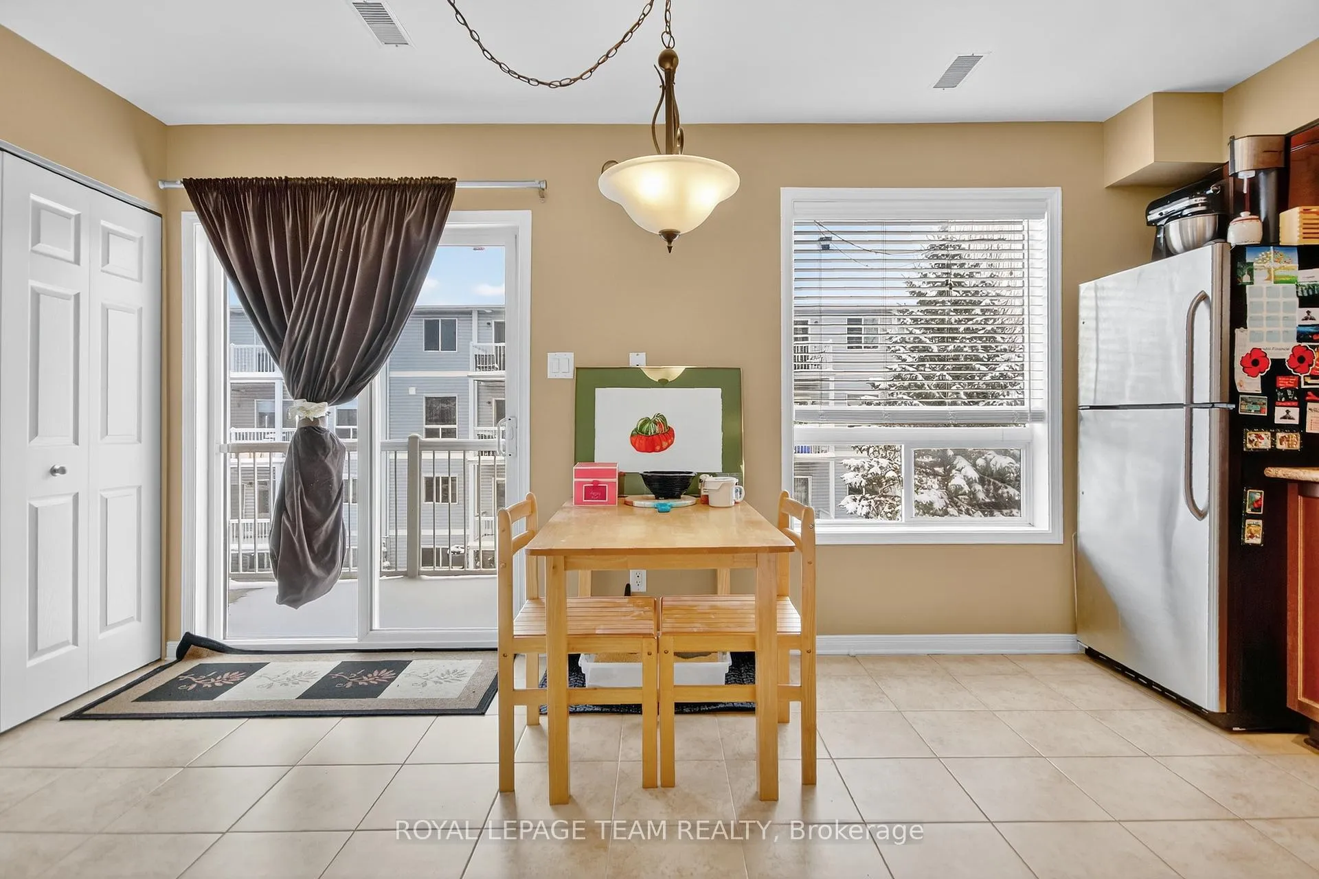Photo 19 of 145 Wharhol Private, Ottawa, Westcliffe Estates — HOMEH