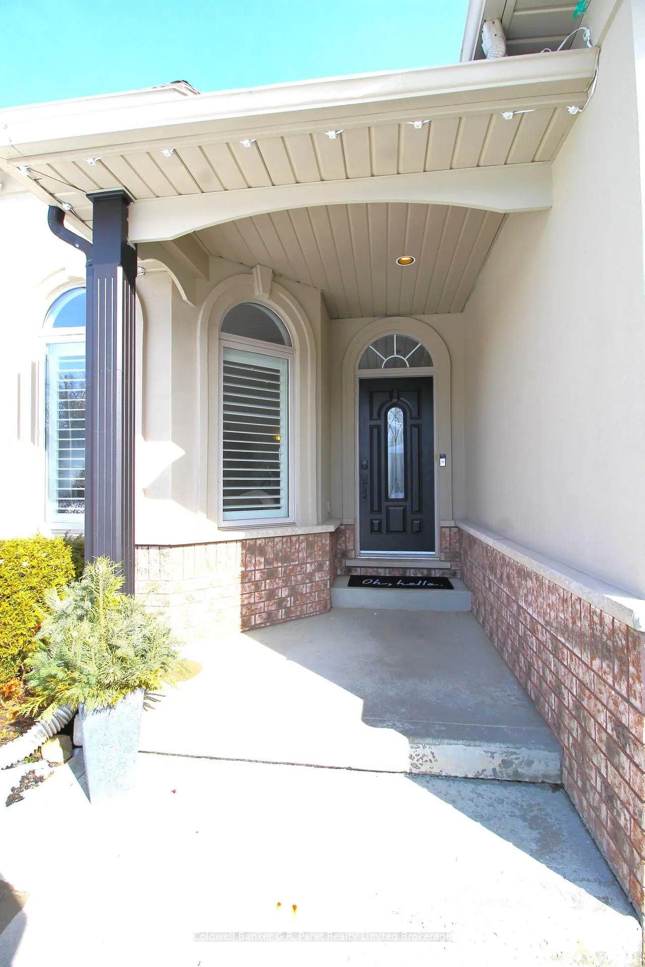 Photo 5 of 32 Macdonald Crescent, Brantford — HOMEH