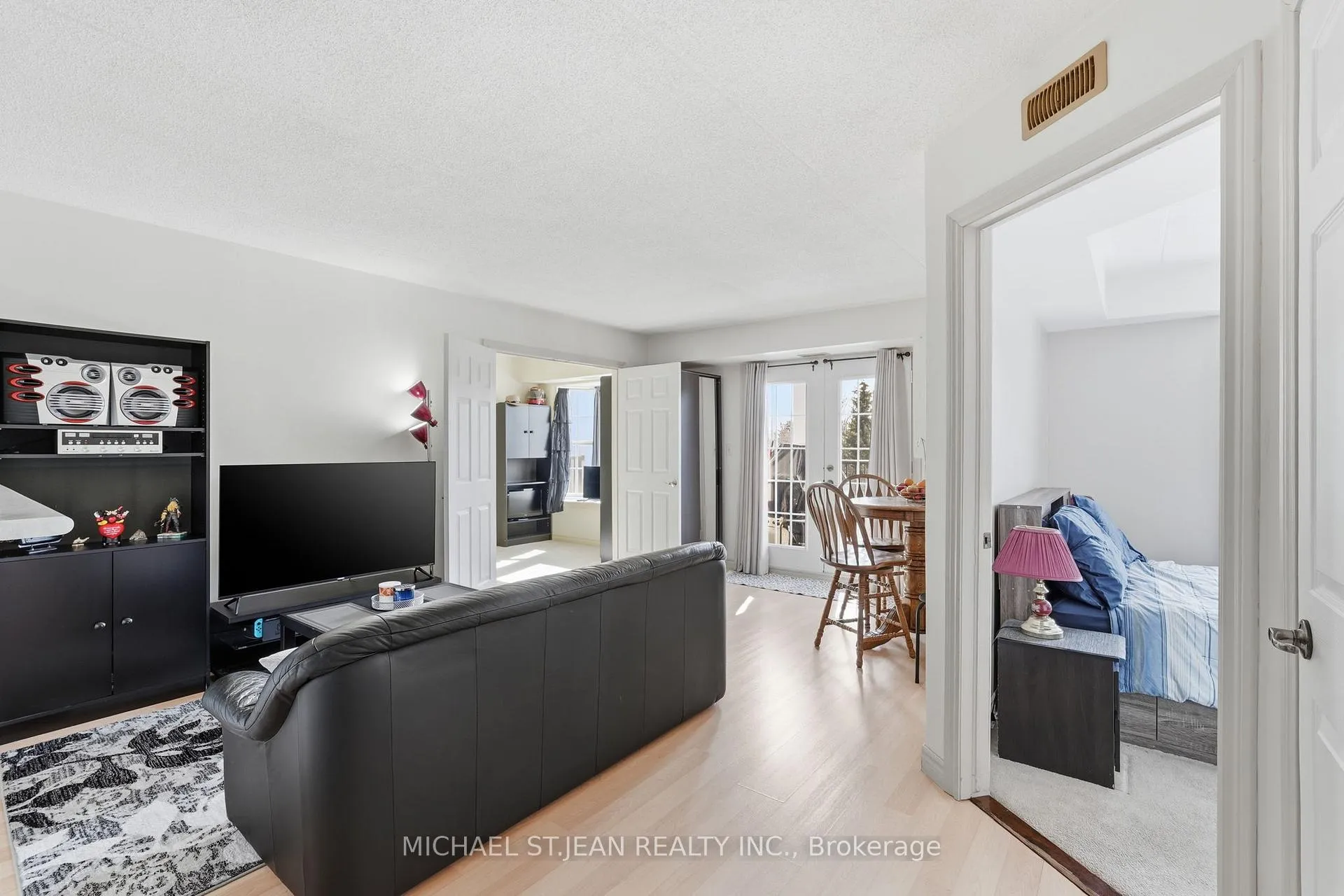 Photo 12 of Unit 213, 1411 Walker's Line, Burlington, Tansley — HOMEH