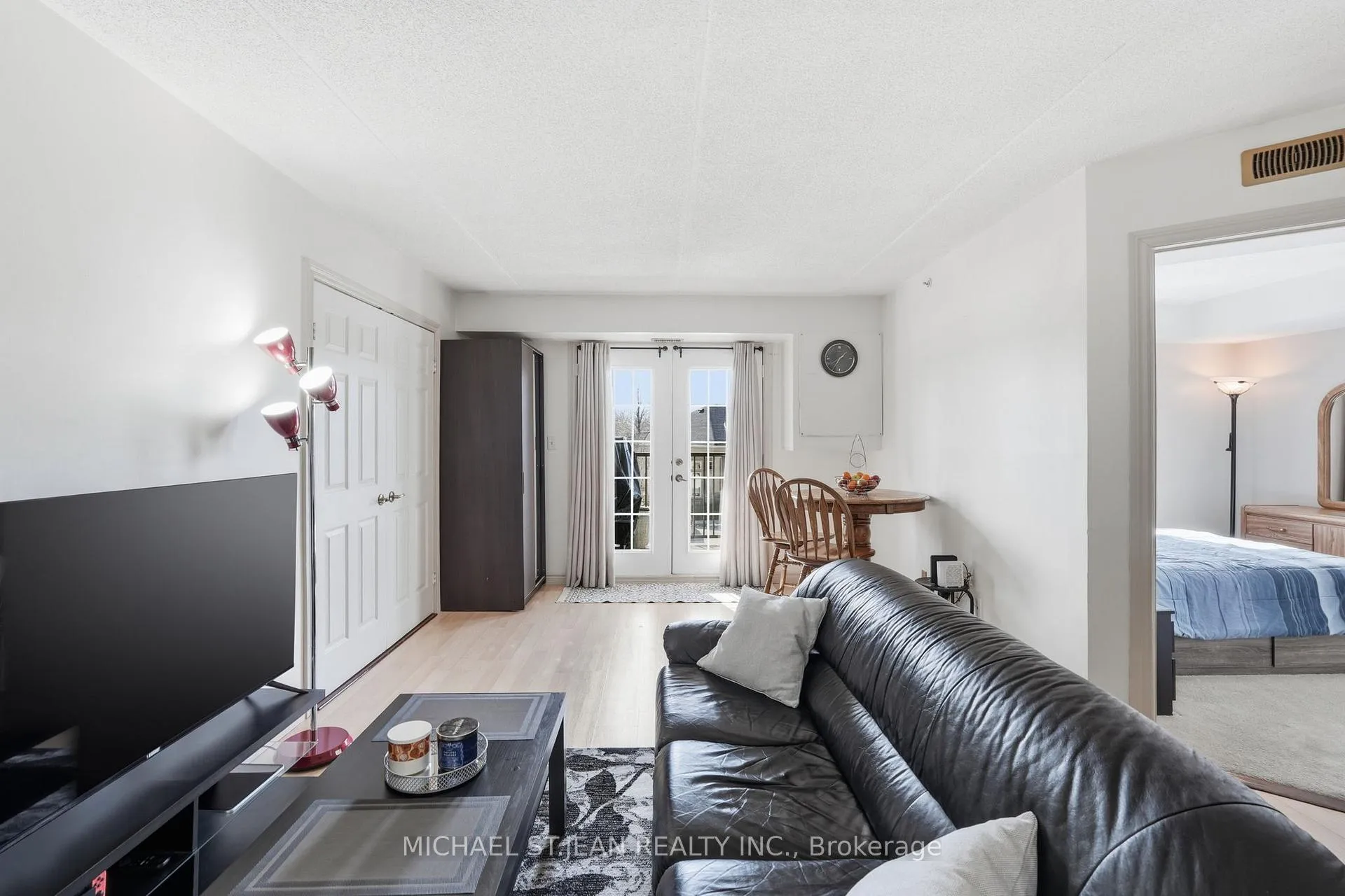 Photo 13 of Unit 213, 1411 Walker's Line, Burlington, Tansley — HOMEH