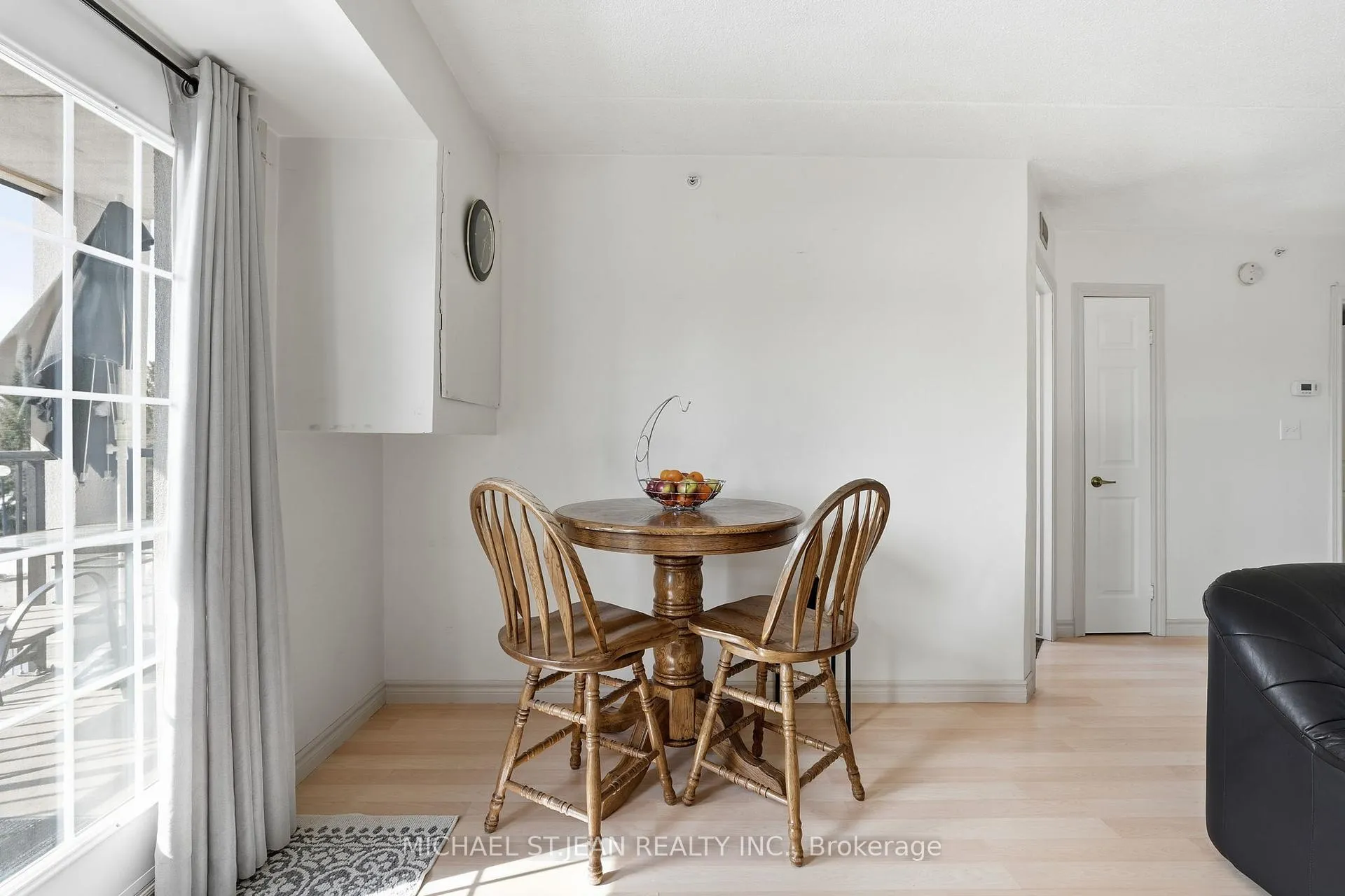 Photo 14 of Unit 213, 1411 Walker's Line, Burlington, Tansley — HOMEH
