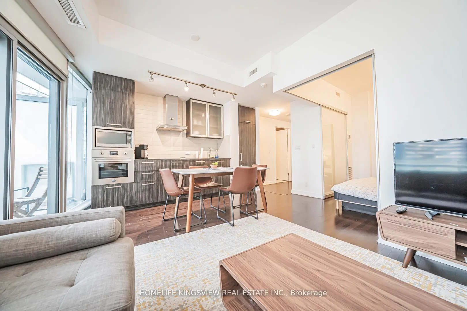 Photo 14 of Unit 1001, 12 York Street, Toronto, Waterfront Communities — HOMEH
