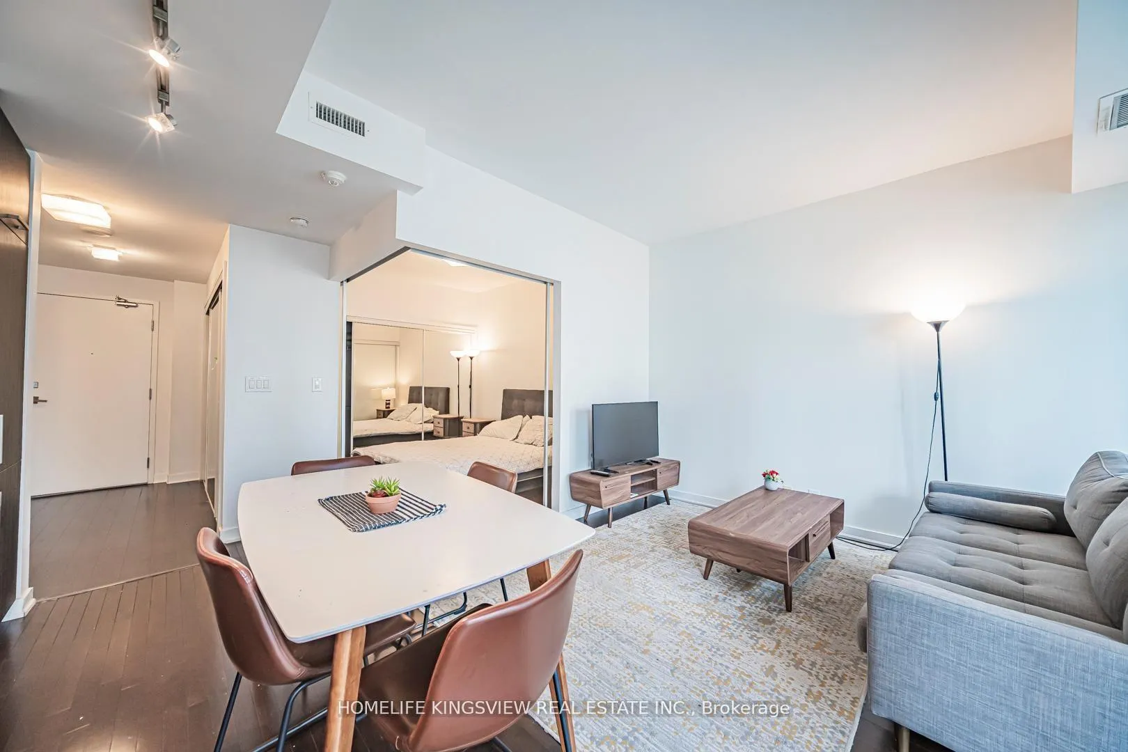 Photo 19 of Unit 1001, 12 York Street, Toronto, Waterfront Communities — HOMEH
