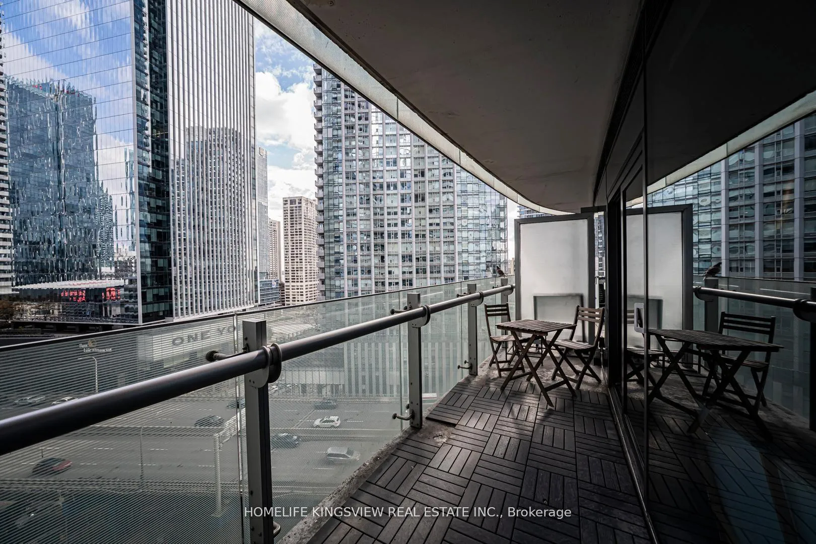 Photo 23 of Unit 1001, 12 York Street, Toronto, Waterfront Communities — HOMEH