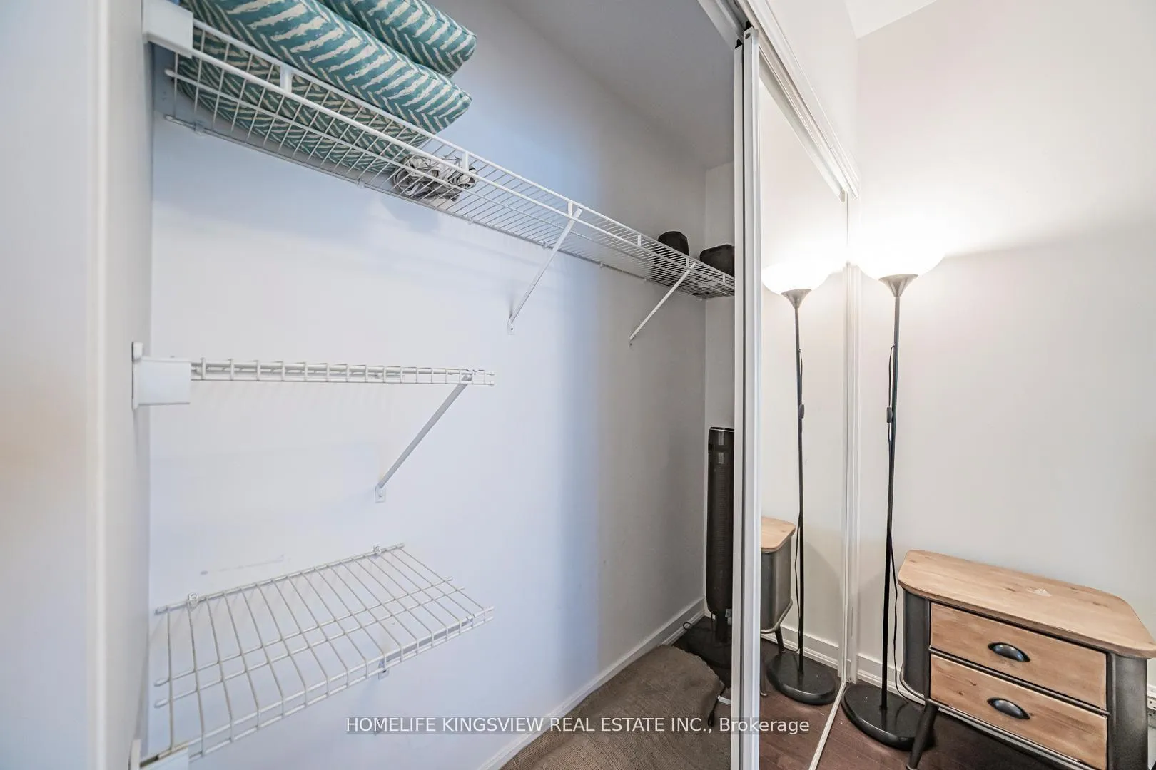 Photo 28 of Unit 1001, 12 York Street, Toronto, Waterfront Communities — HOMEH