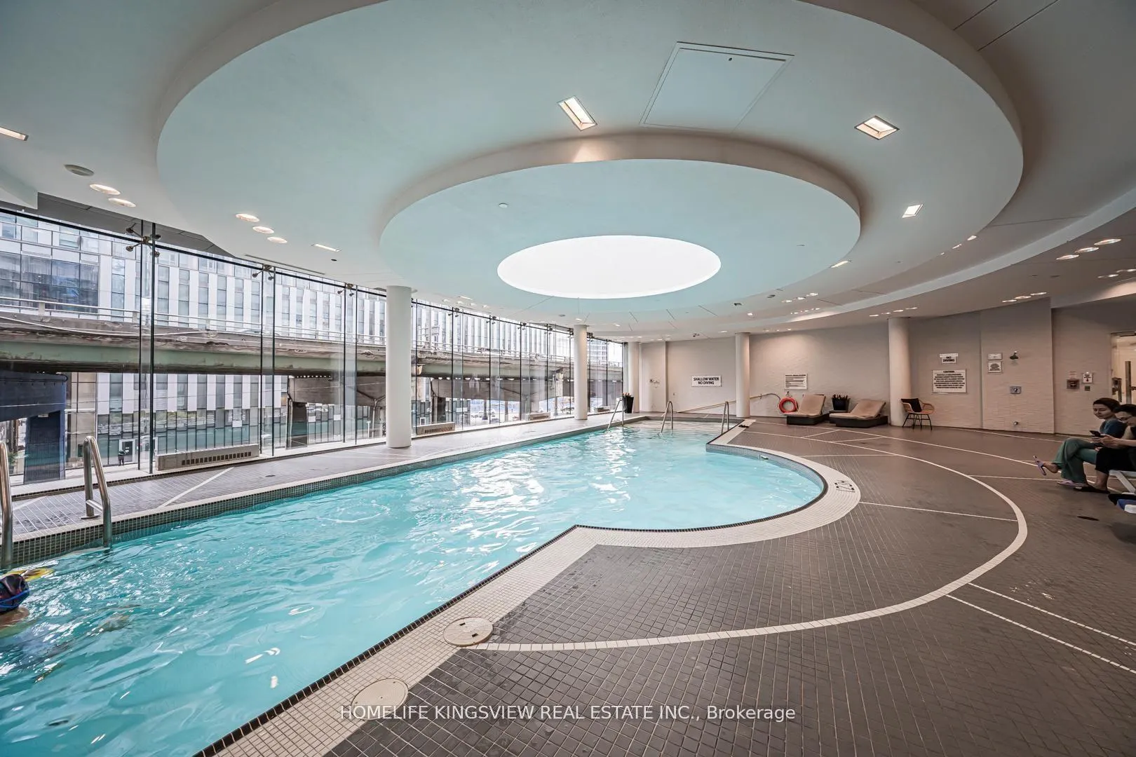 Photo 37 of Unit 1001, 12 York Street, Toronto, Waterfront Communities — HOMEH