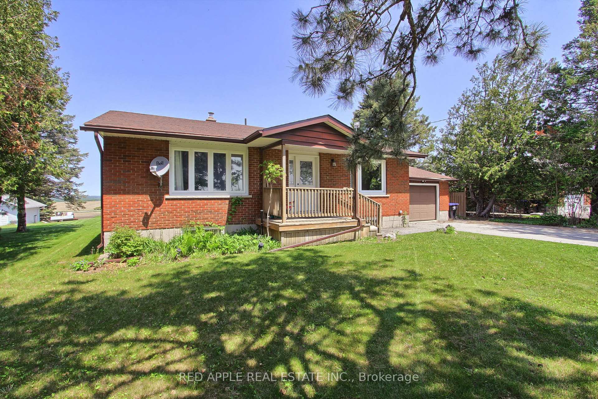 Photo 5 of 2330 Gilford Road, Innisfil, Gilford — HOMEH