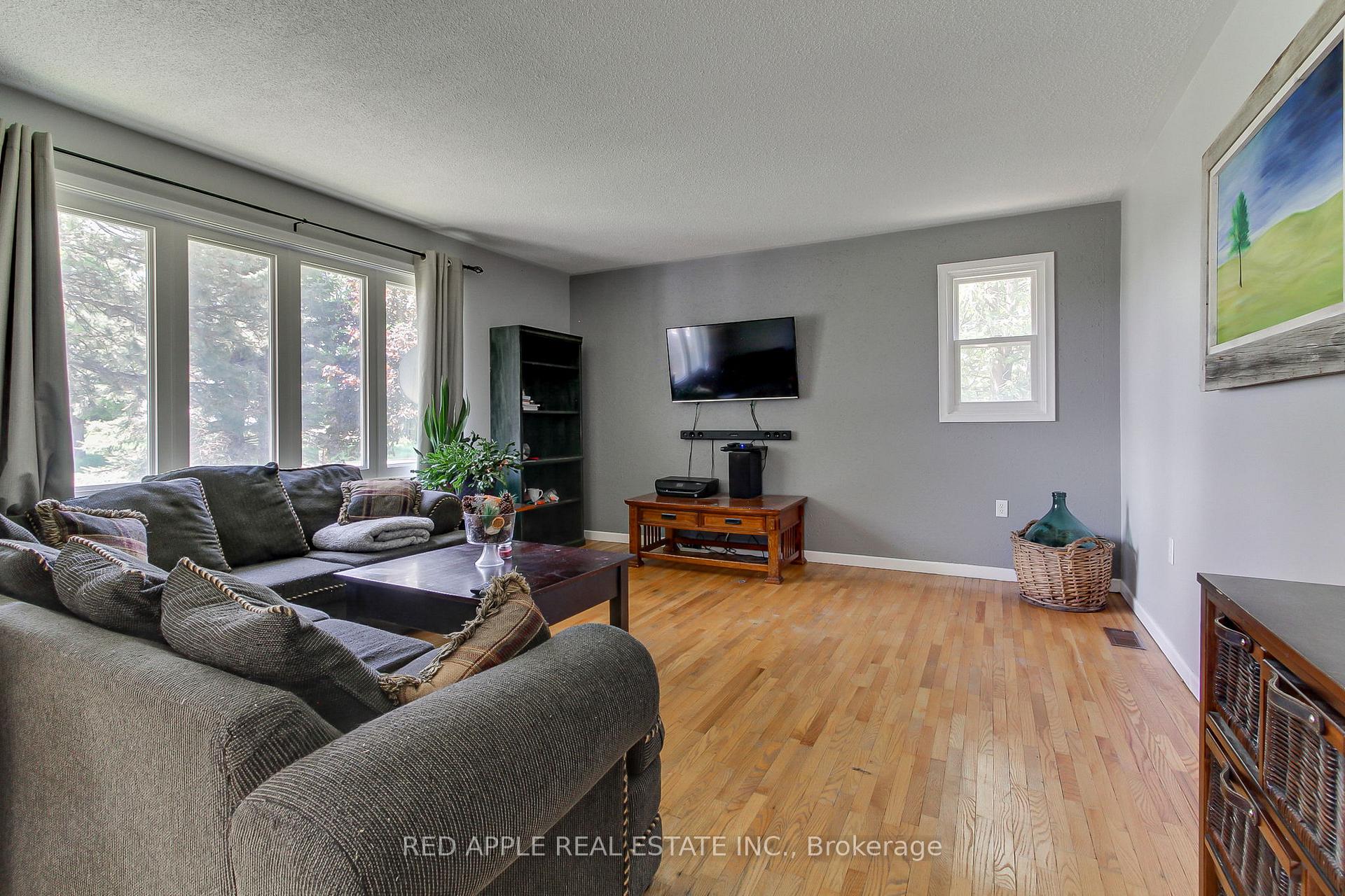 Photo 8 of 2330 Gilford Road, Innisfil, Gilford — HOMEH
