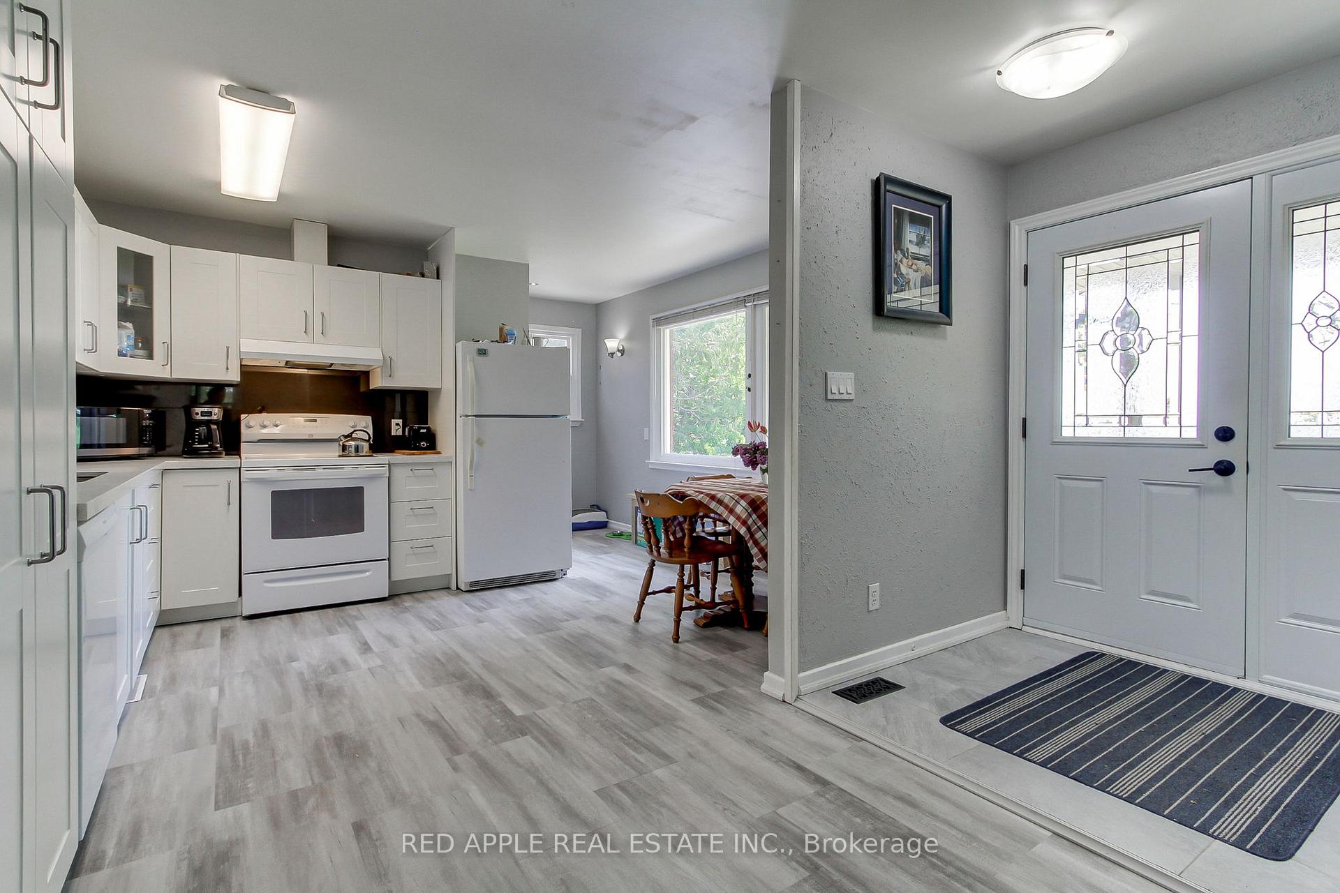 Photo 10 of 2330 Gilford Road, Innisfil, Gilford — HOMEH
