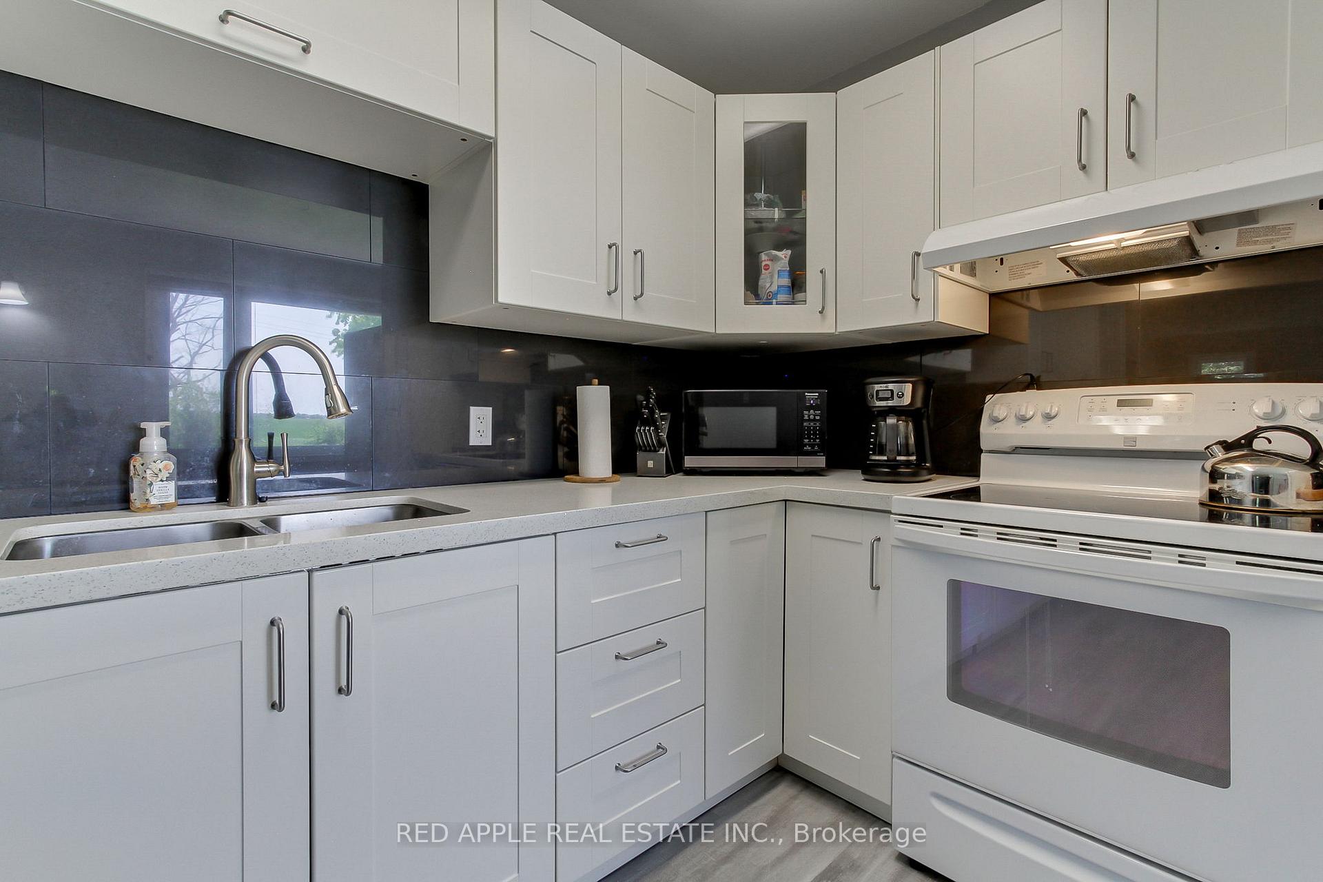 Photo 13 of 2330 Gilford Road, Innisfil, Gilford — HOMEH