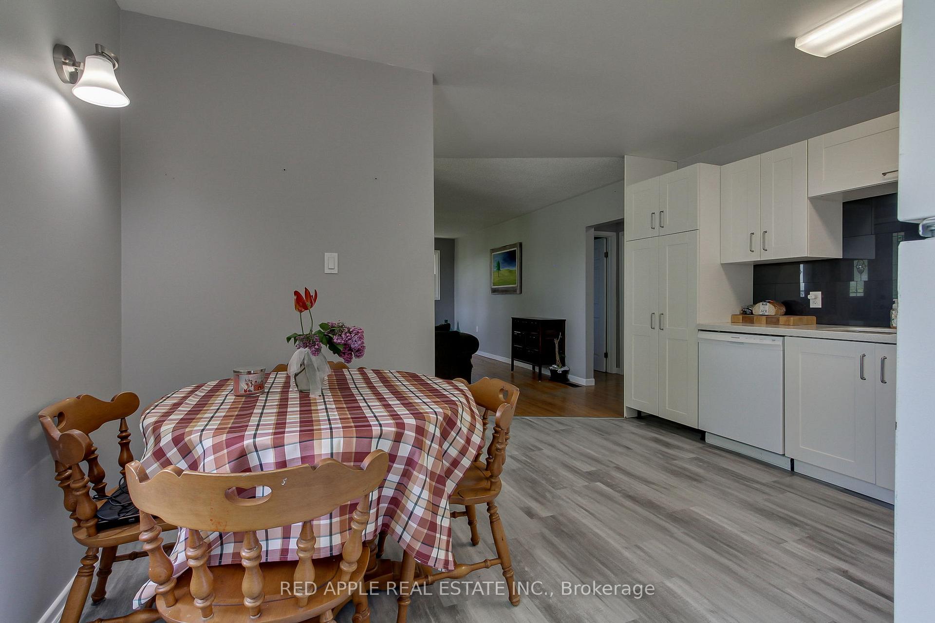 Photo 15 of 2330 Gilford Road, Innisfil, Gilford — HOMEH