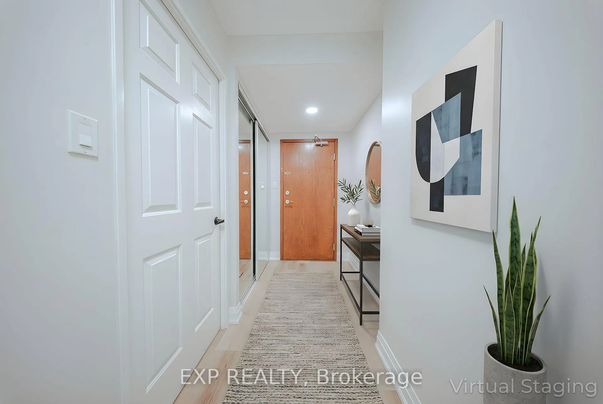 Photo 3 of Unit 310, 268 Ridley Boulevard, Toronto, Bedford Park-Nortown — HOMEH