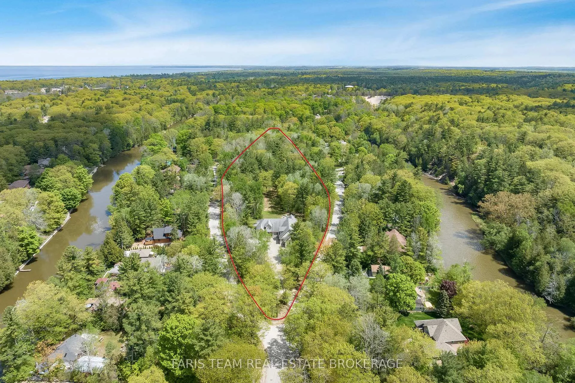 Photo 1 of 138 Knox Road E, Wasaga Beach — HOMEH